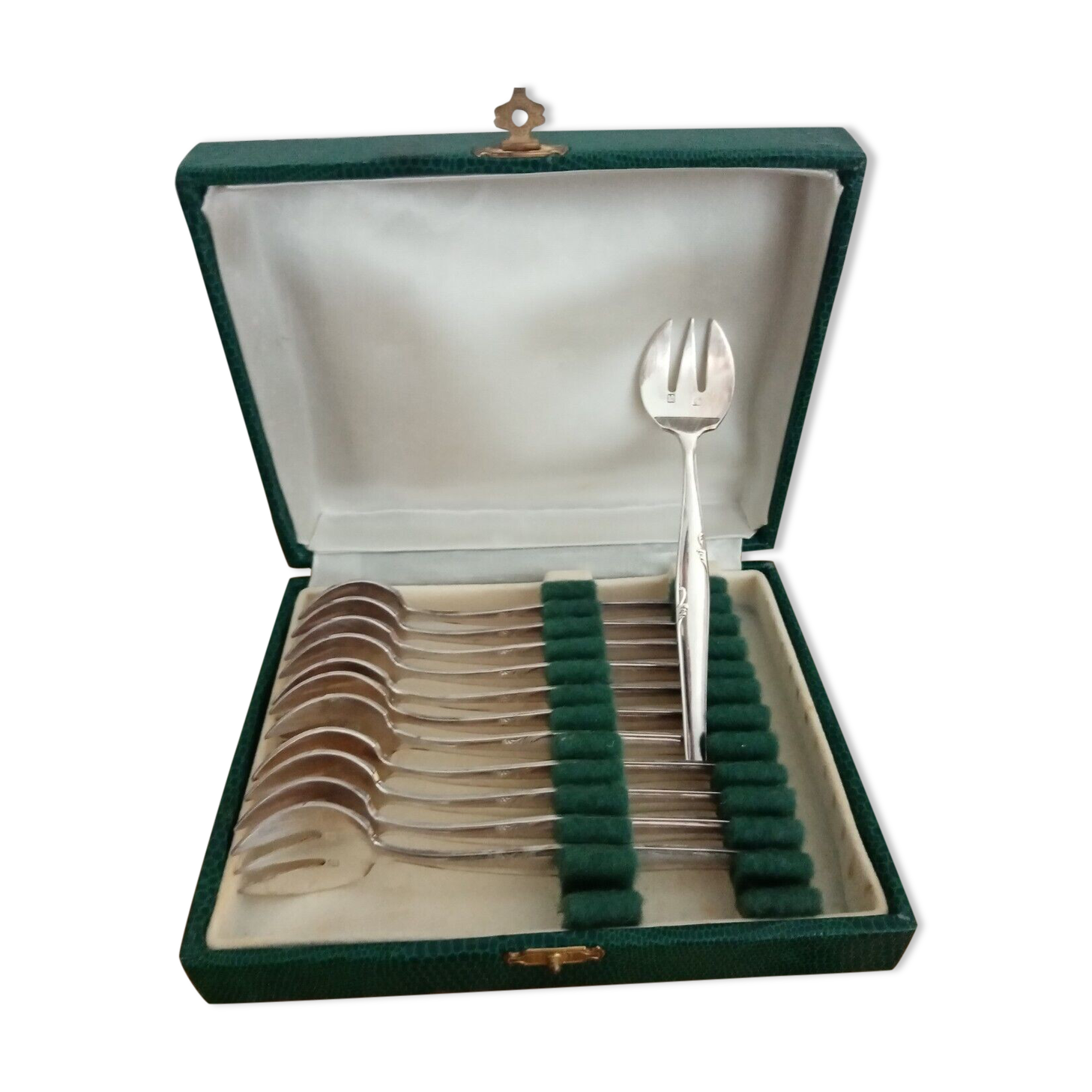 12 silver metal oyster forks art nouveau decorations