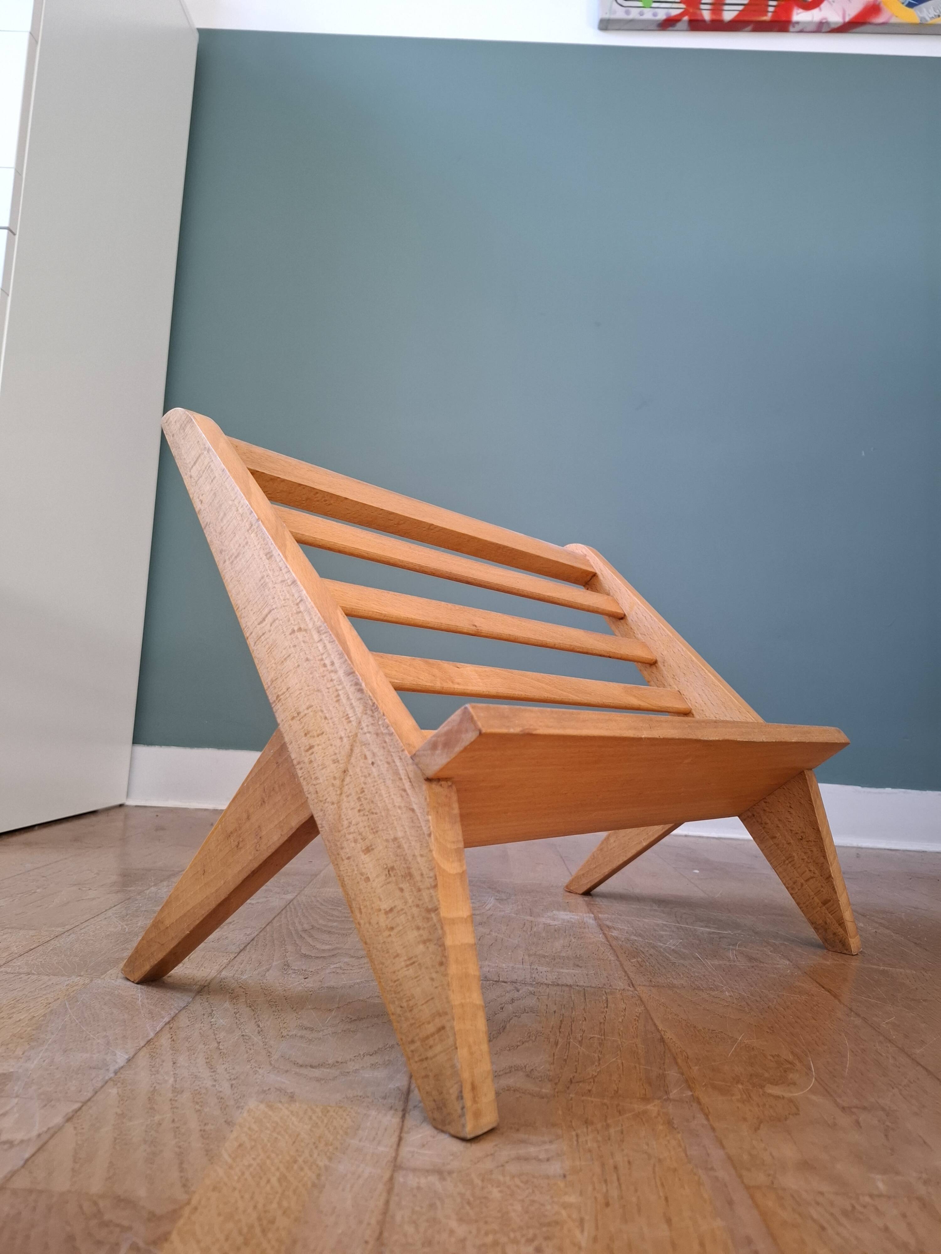 Scandinavian magazine rack