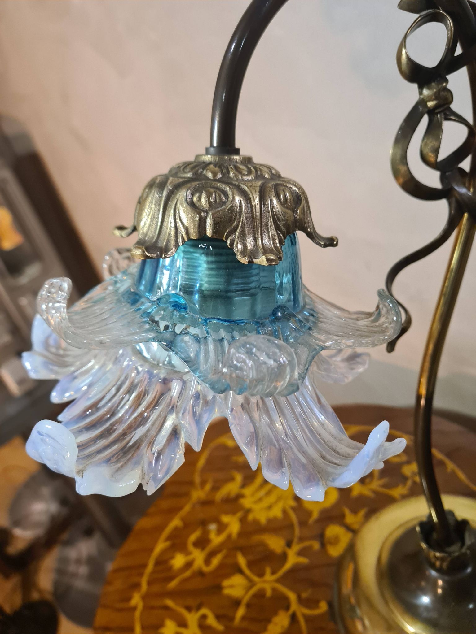 brass lamp 1975 electric working superb blue translucent tulip 42x30