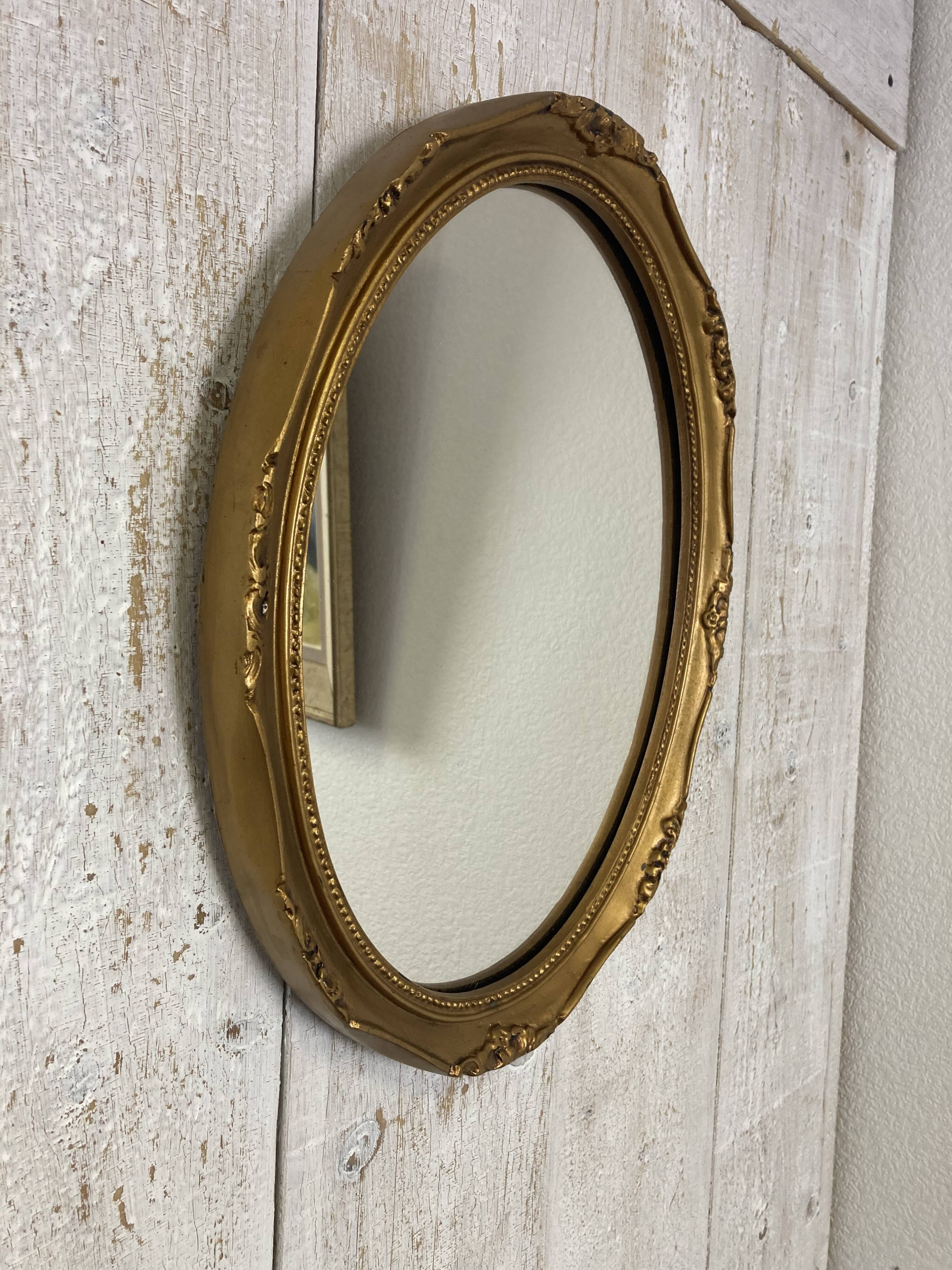 Antique oval mirror (44x33cm)