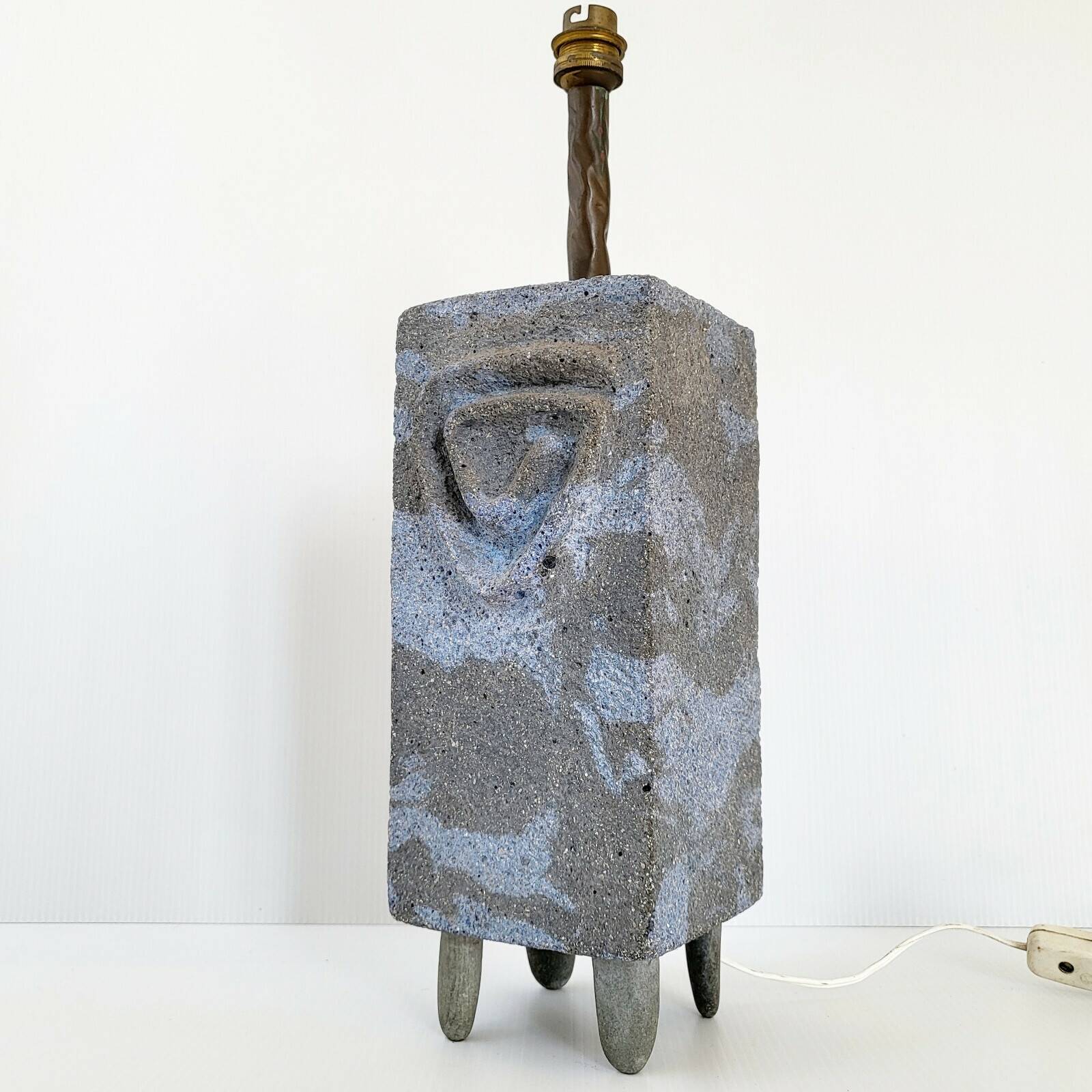 Vintage 1970s table lamp in cement & stones