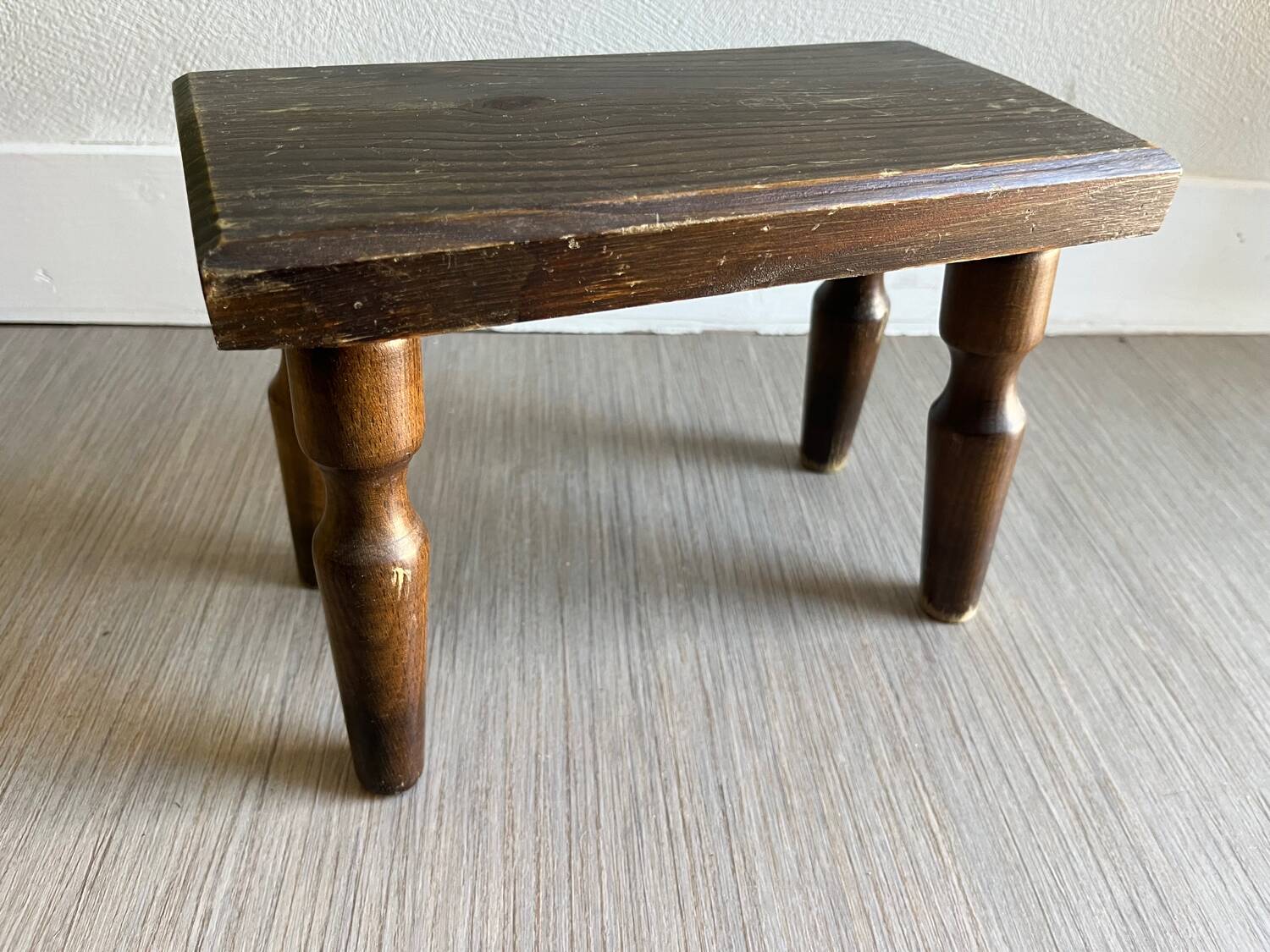 Wooden stool / bench / step stool