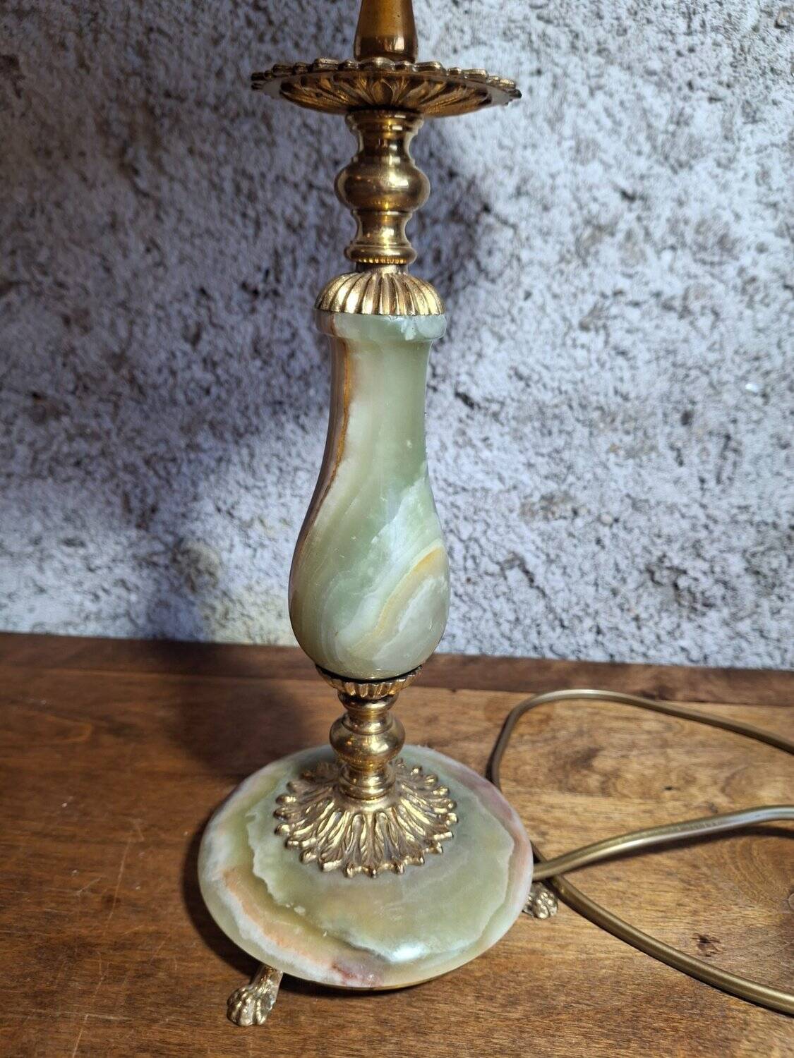 Lampe de table onyx vert & laiton doré griffes acanthe 1960s