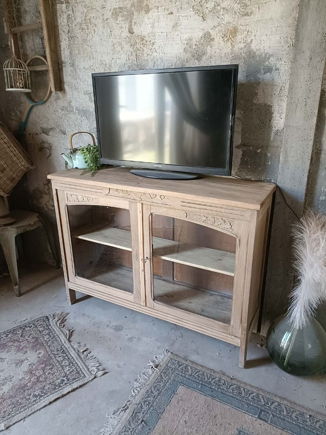 Display cabinet