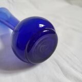 Vase soliflore en verre bleu