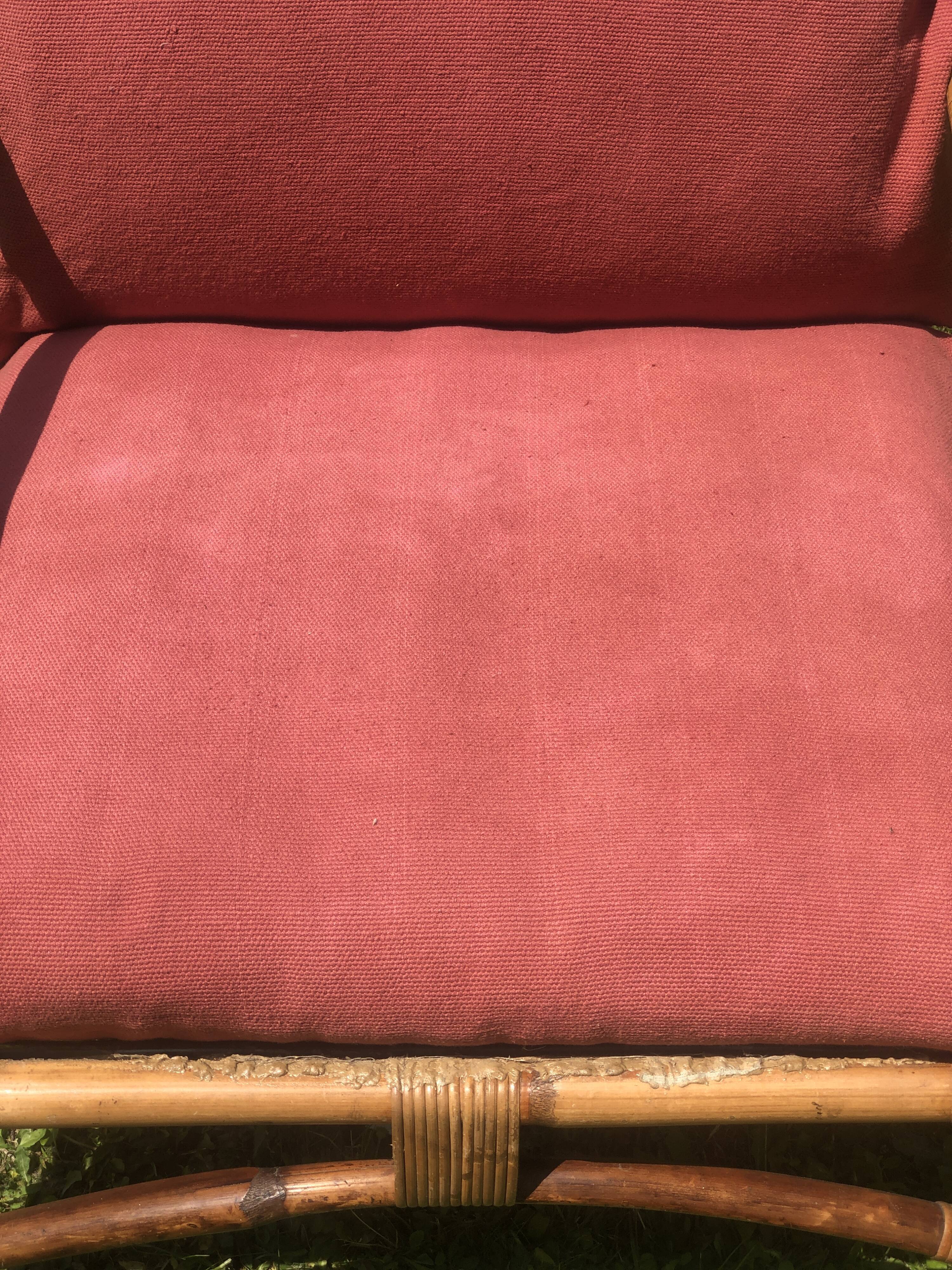 Rattan living room with 2 armchairs, coffee table cushions