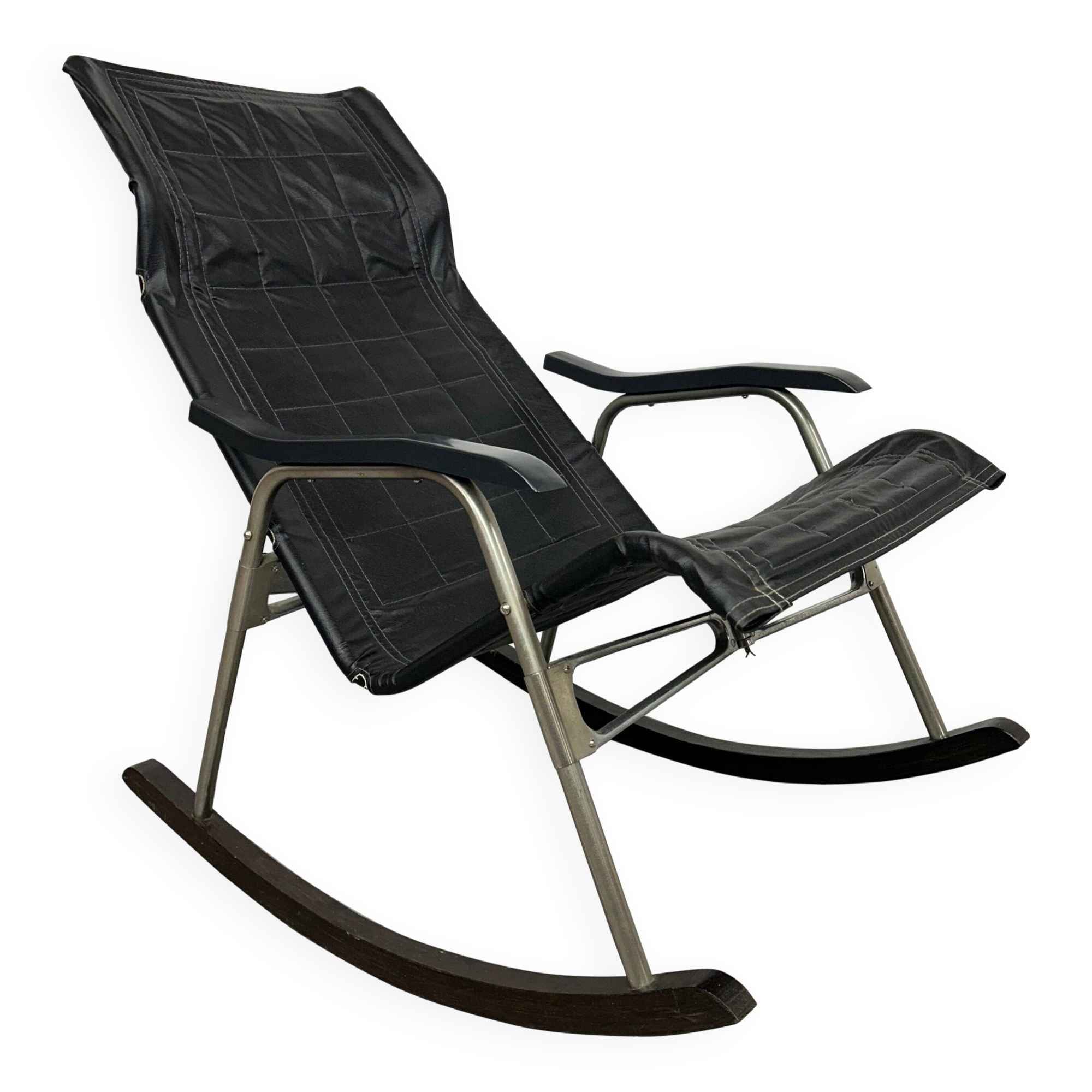 Japanese folding rocking chair by Nii Takeshi