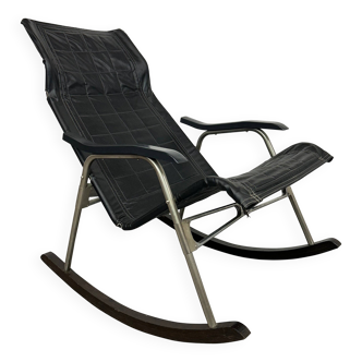 Japanese folding rocking chair by Nii Takeshi