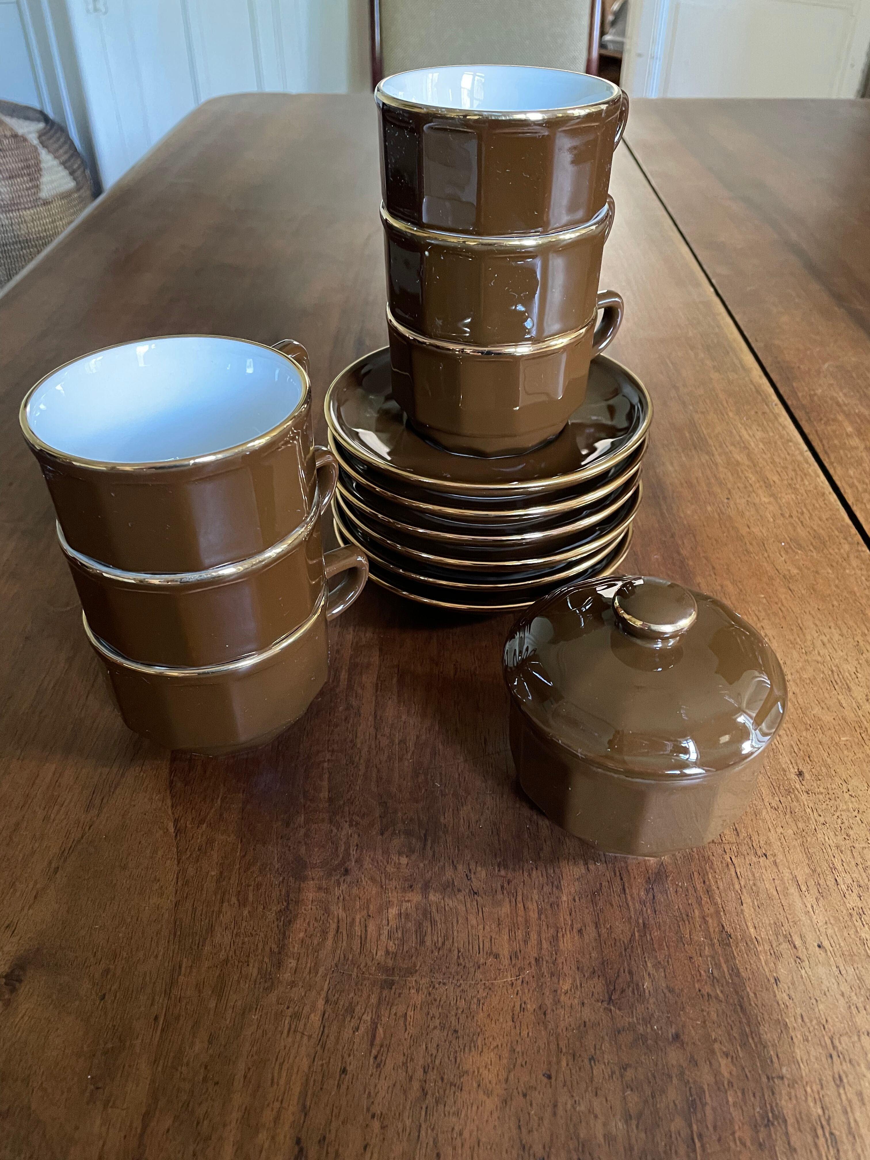 Coffee cups and sugar bowl Cappuccino Yves Déshoulières