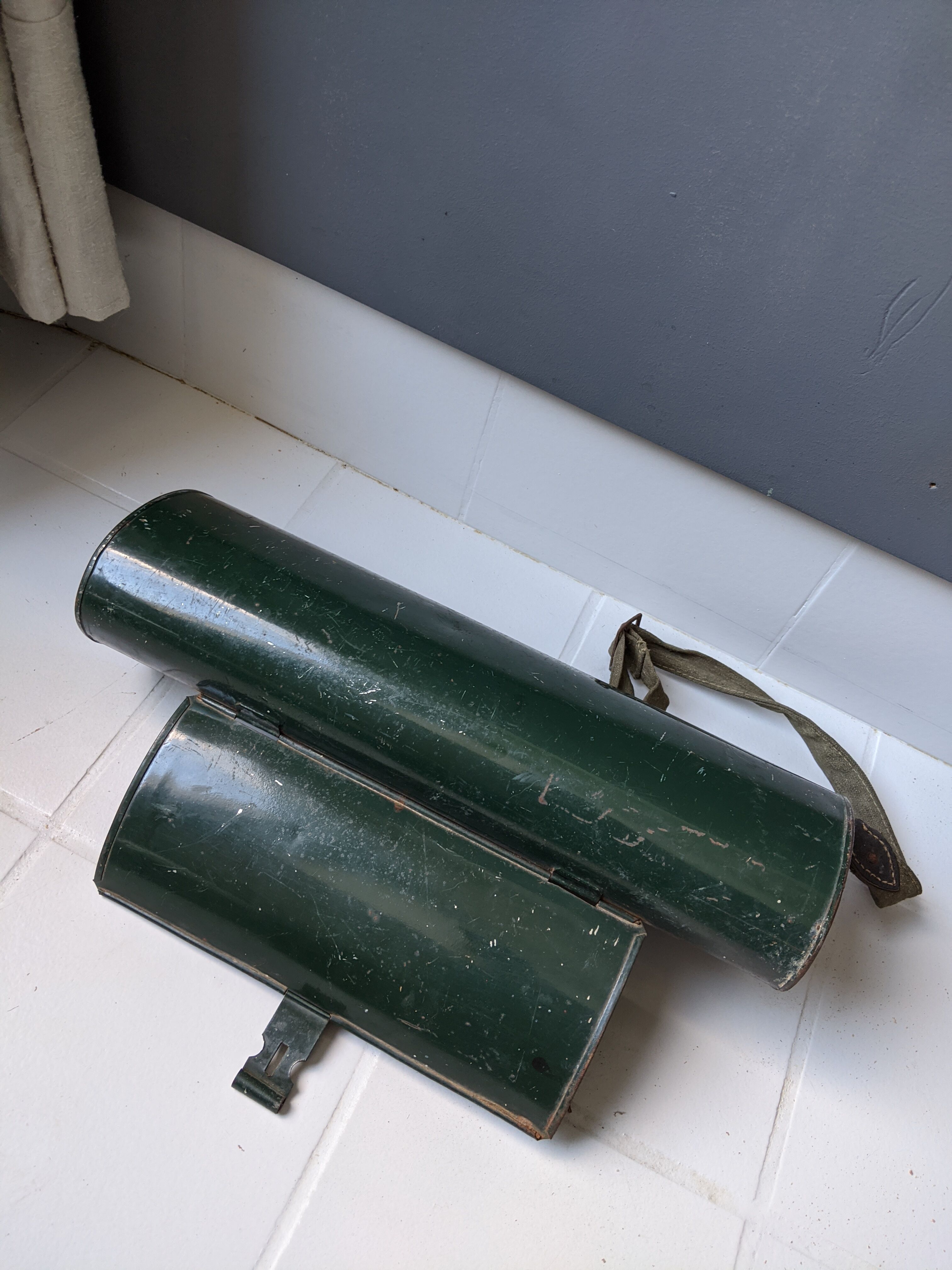 Former herbalist box circa 1950