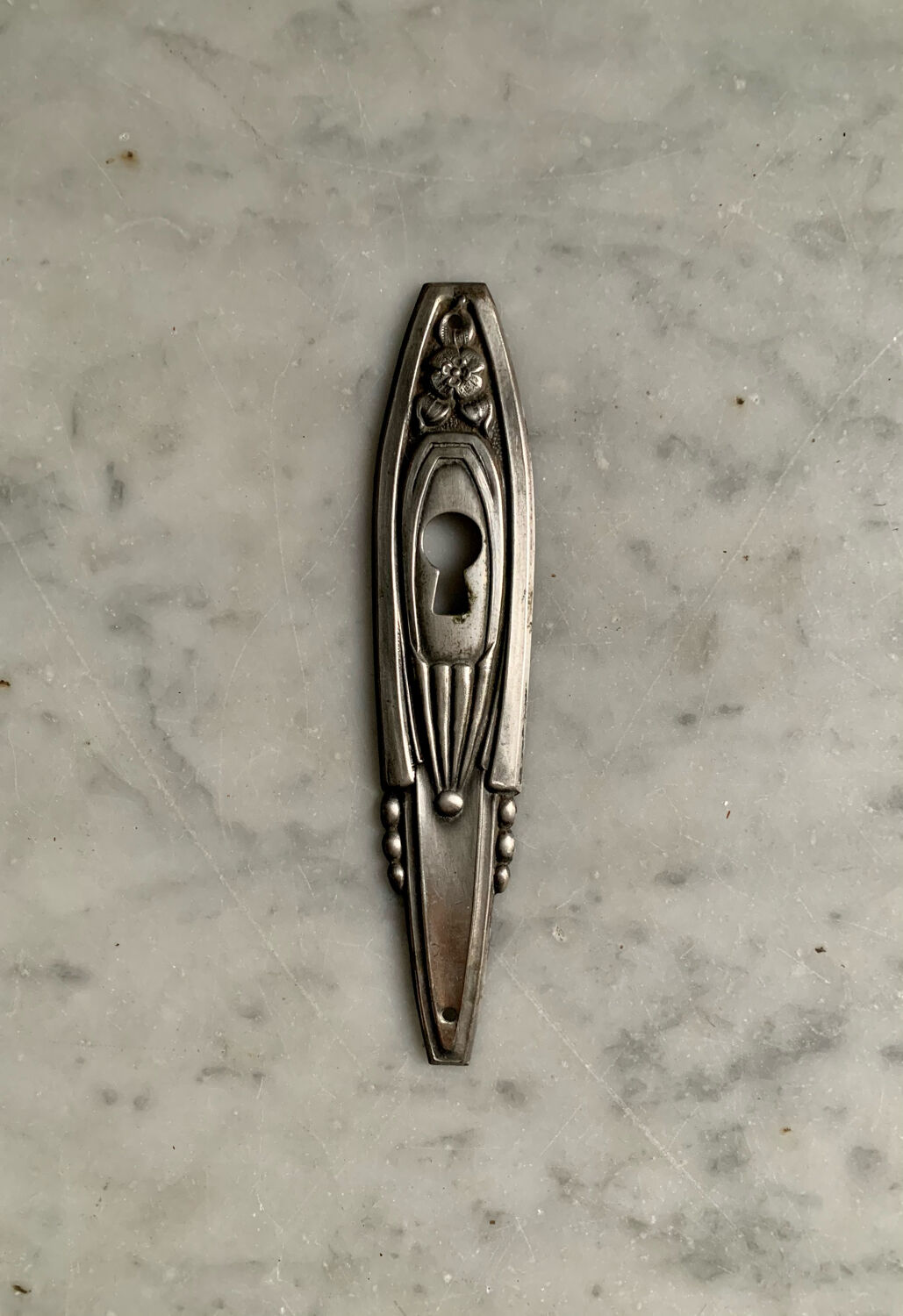 Art deco lock entrance