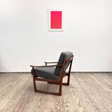 Mid-Century Modern Lounge Chair in Teak by Peter Hvidt an Orla Mølgaard Nielson for France and Son