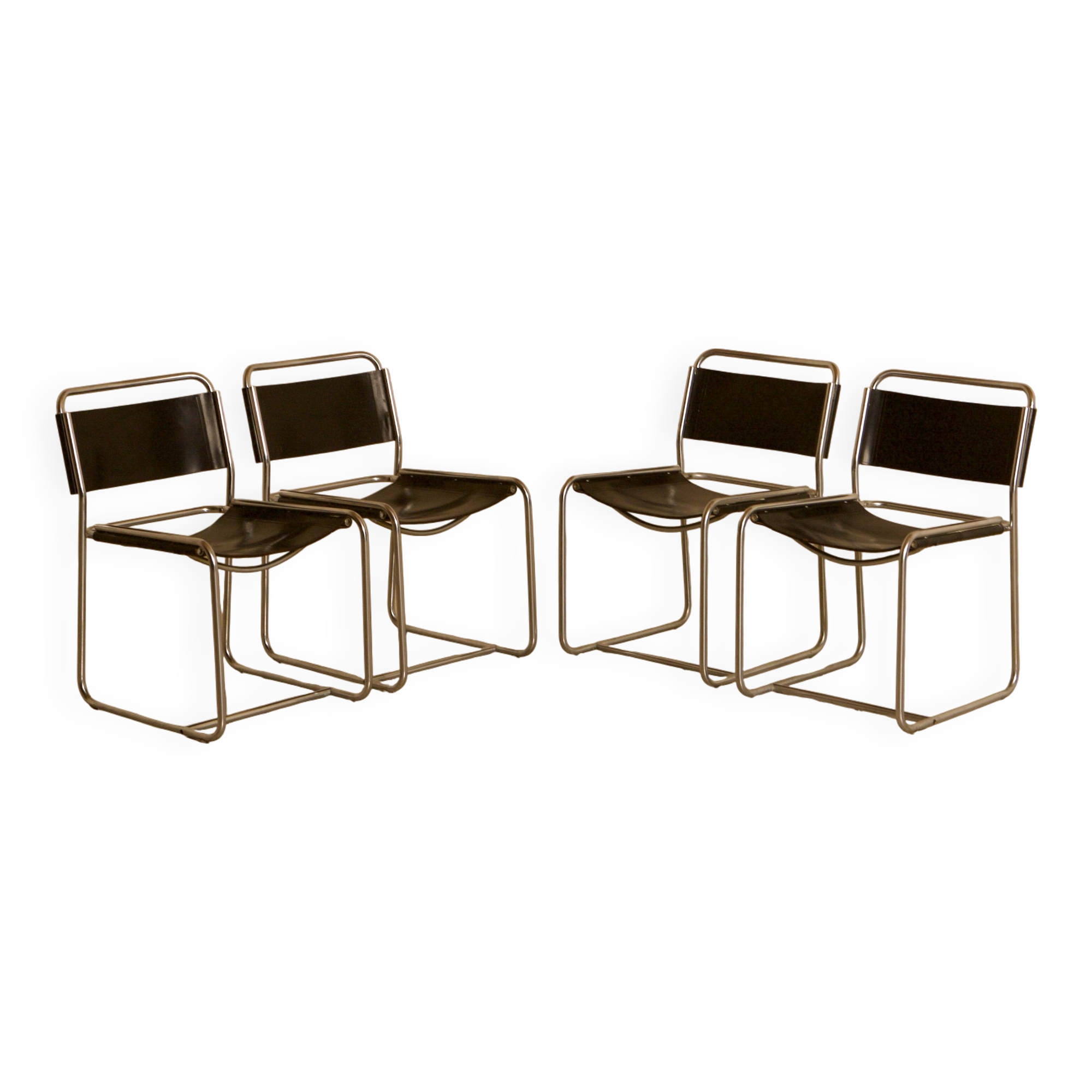 Ensemble de 4 chaises SE18 — Claire Bataille & Paul Ibens / Spectrum, année