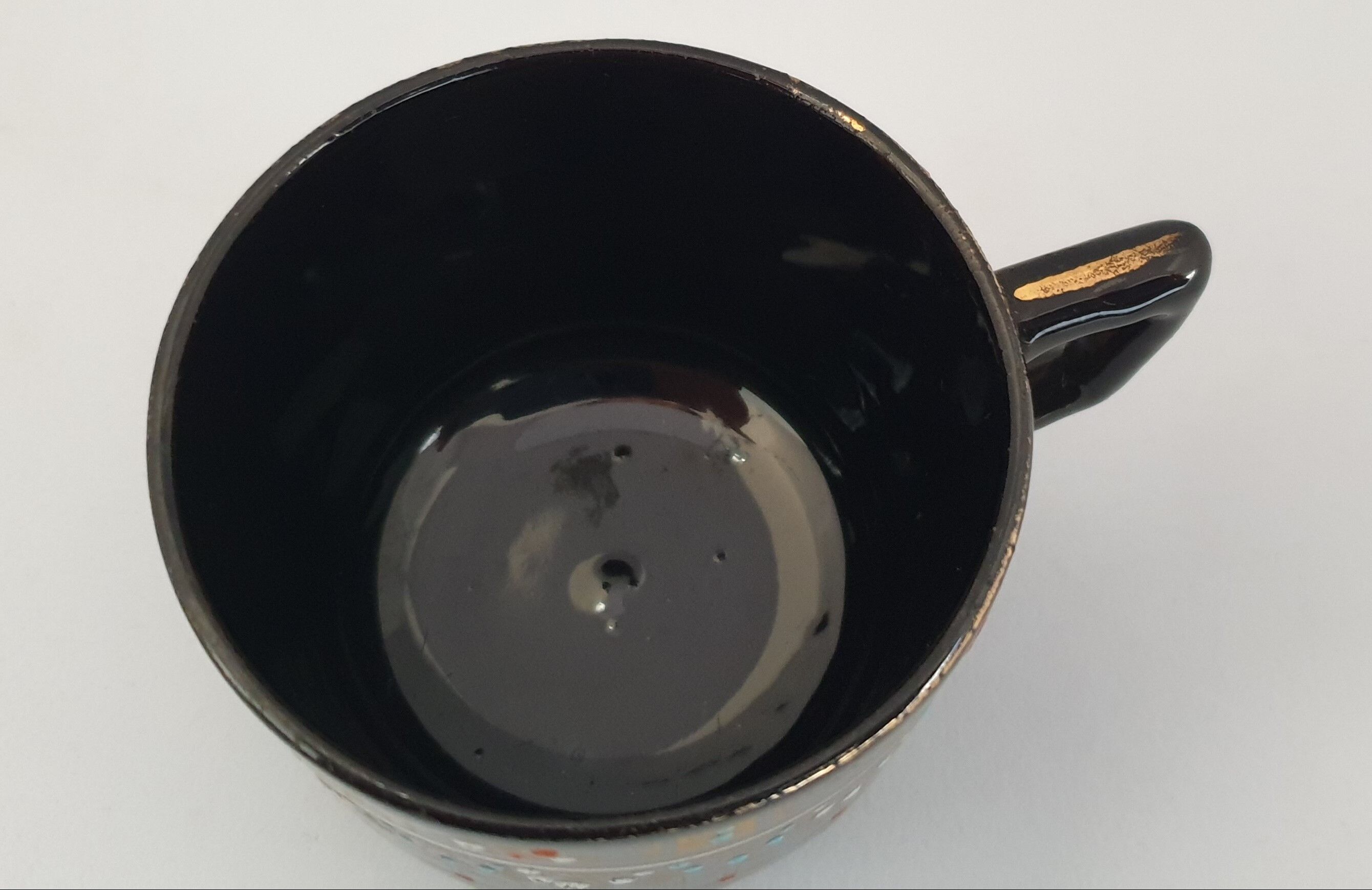 Six coffee cups and saucers in English earthenware Gibson & sons