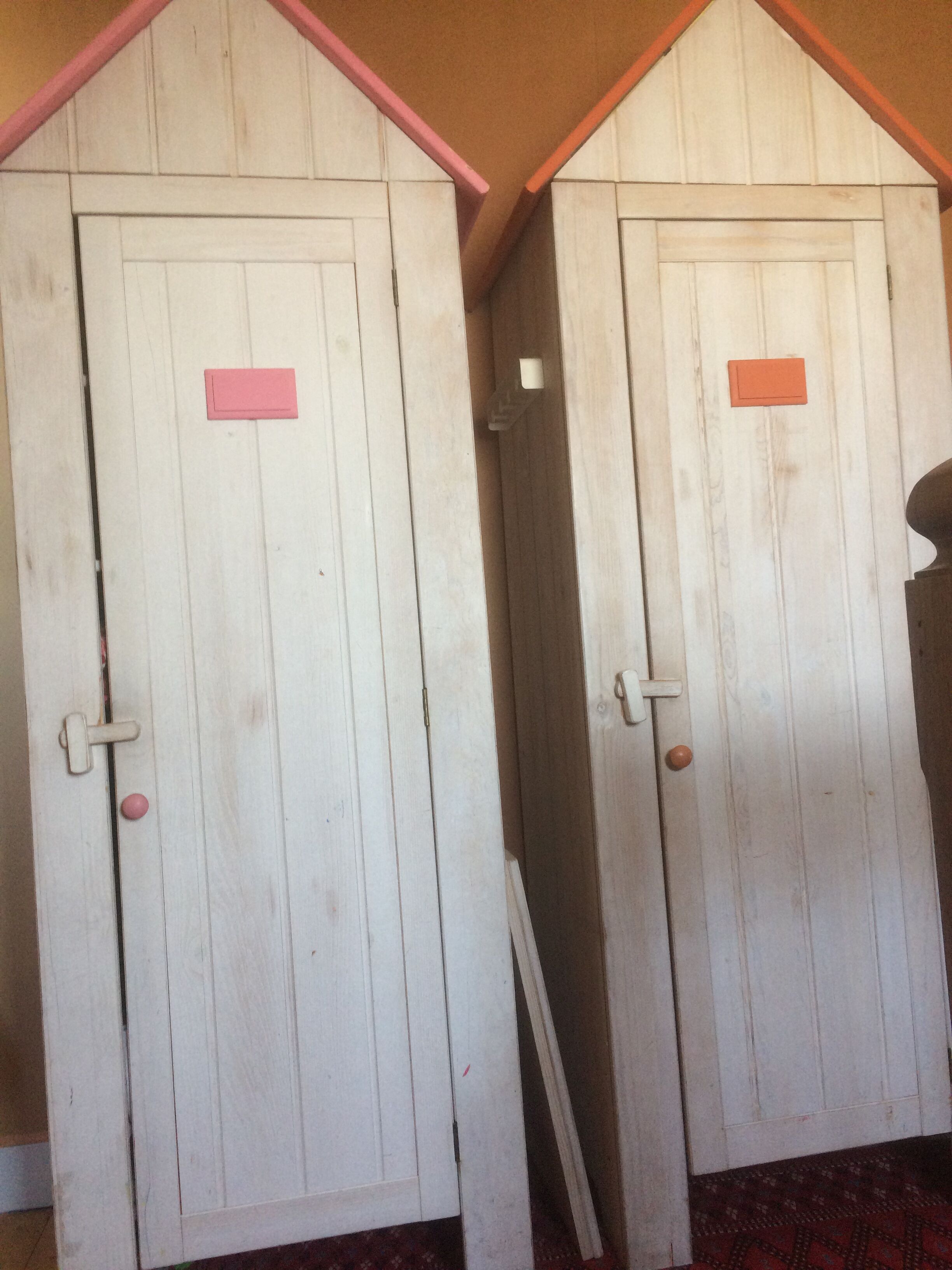 Beach cabin wardrobes