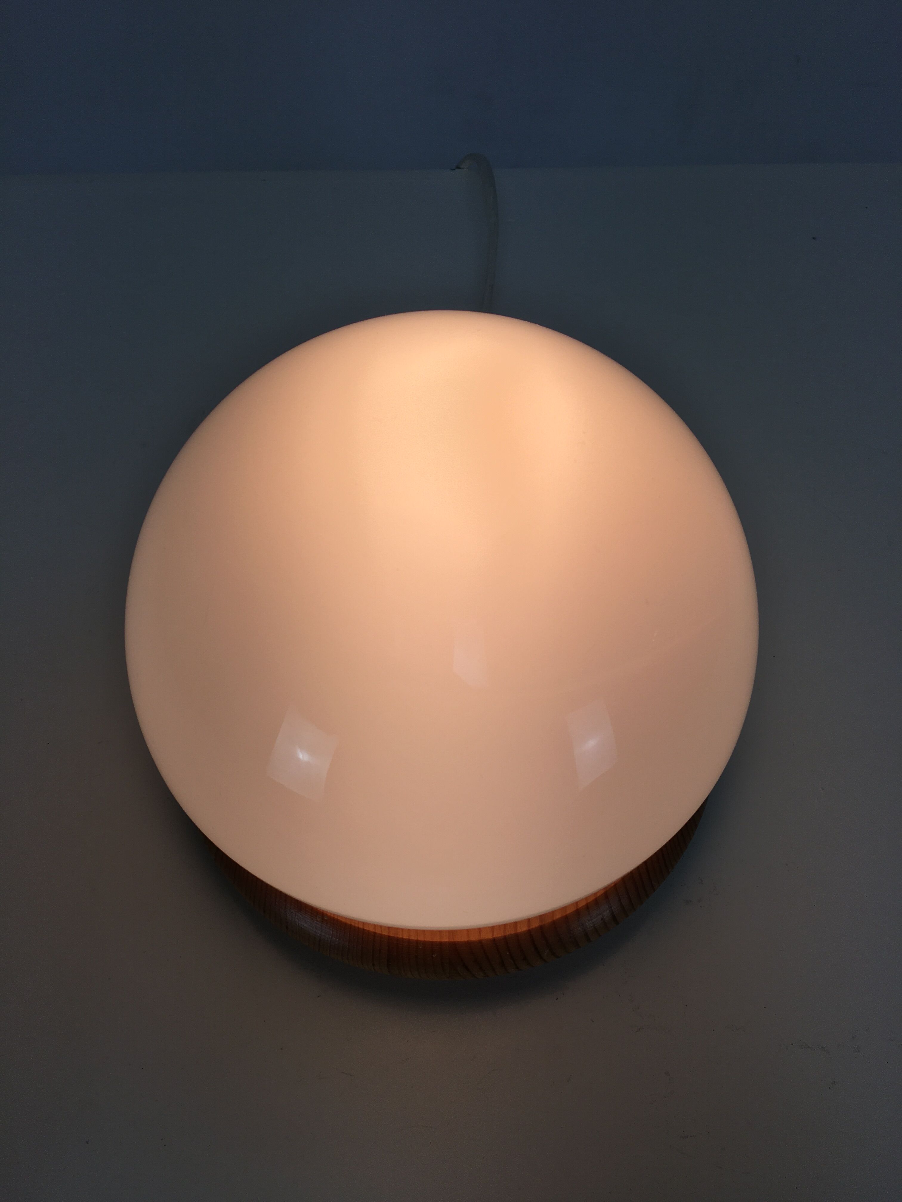 Mushroom lamp, white opaline on pine base