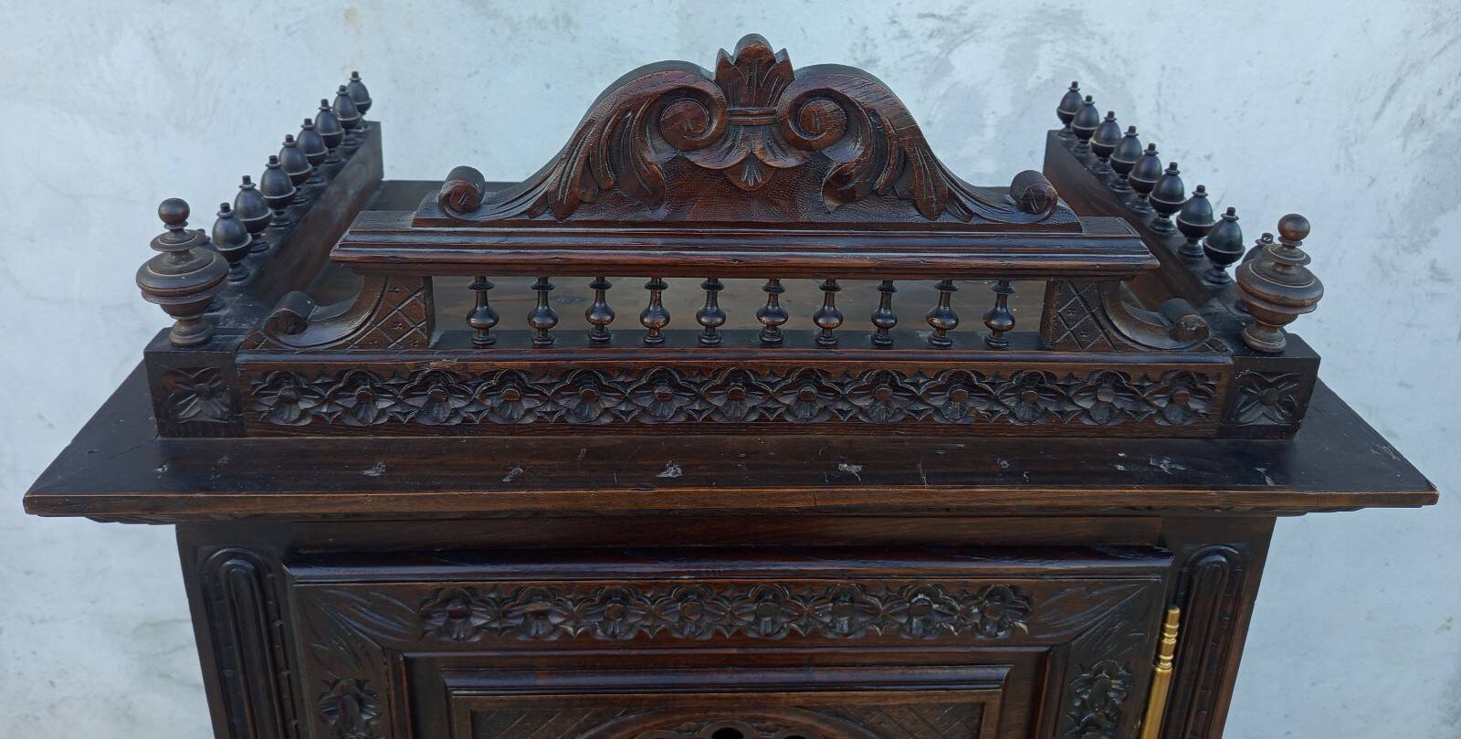 Breton style bonnetière wardrobe in natural wood