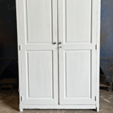 Workshop cabinet