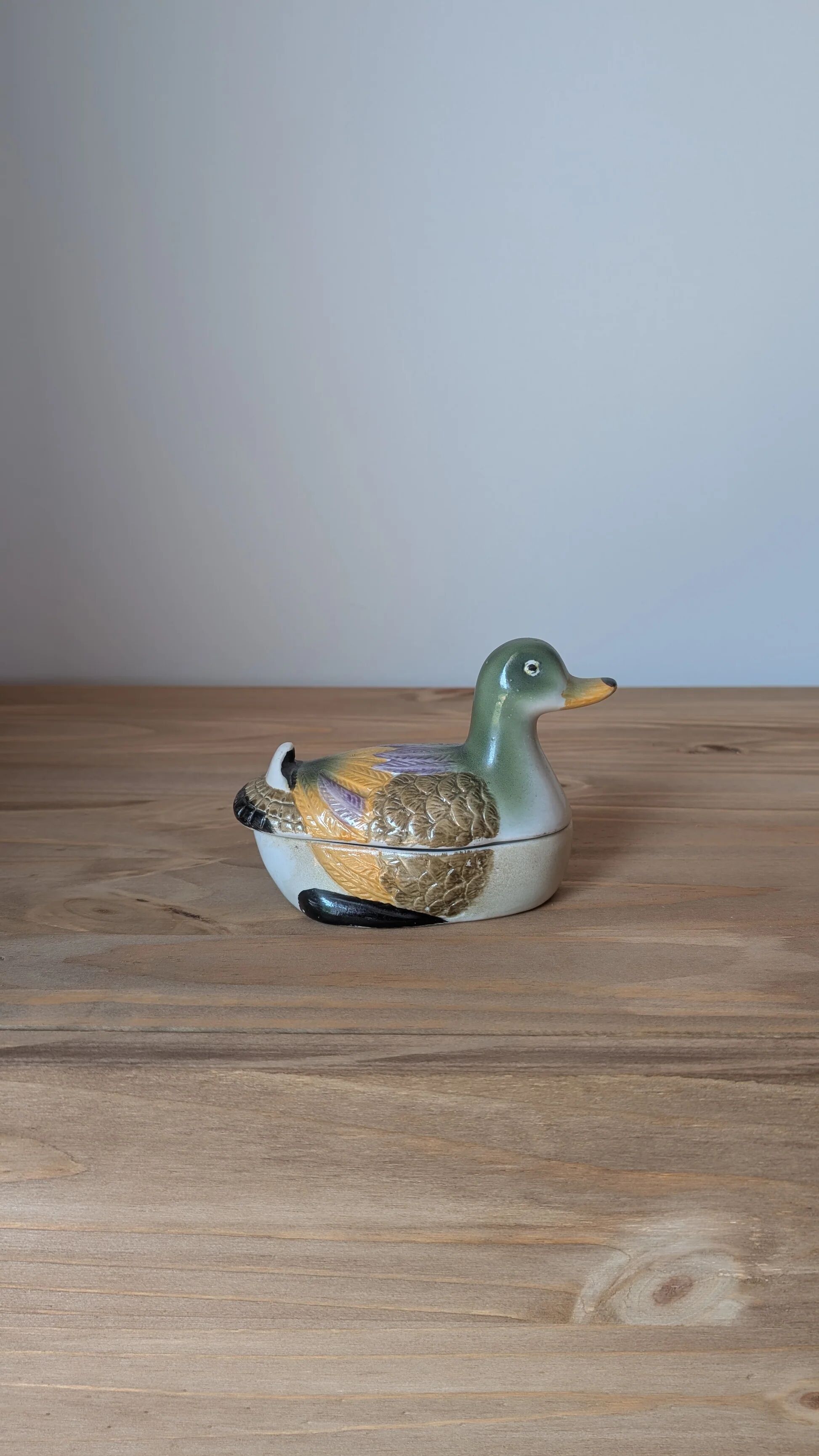 Little ceramic duck