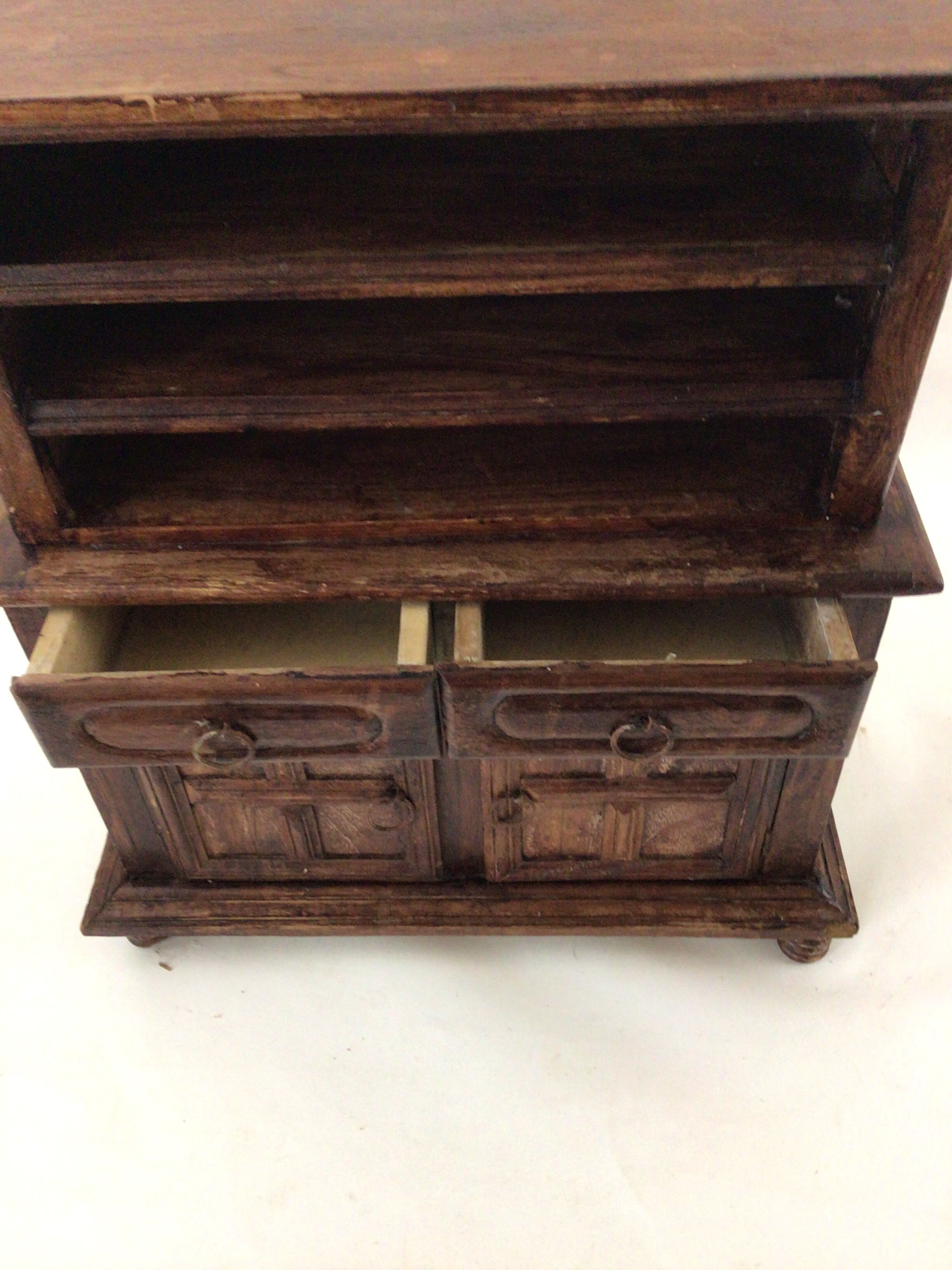 Miniature Wooden Vaisselier H.45