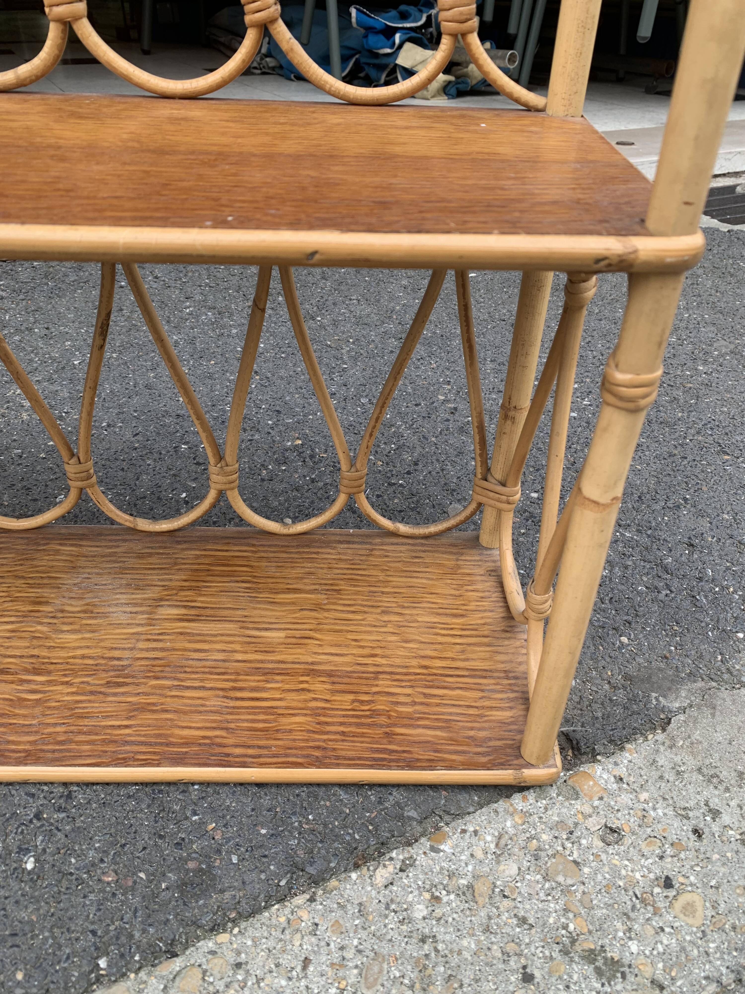 Wall shelf 2 trays, old, rattan.