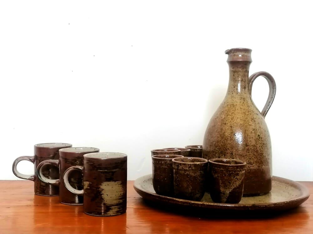 Pyrity sandstone liquor service, circa 1950