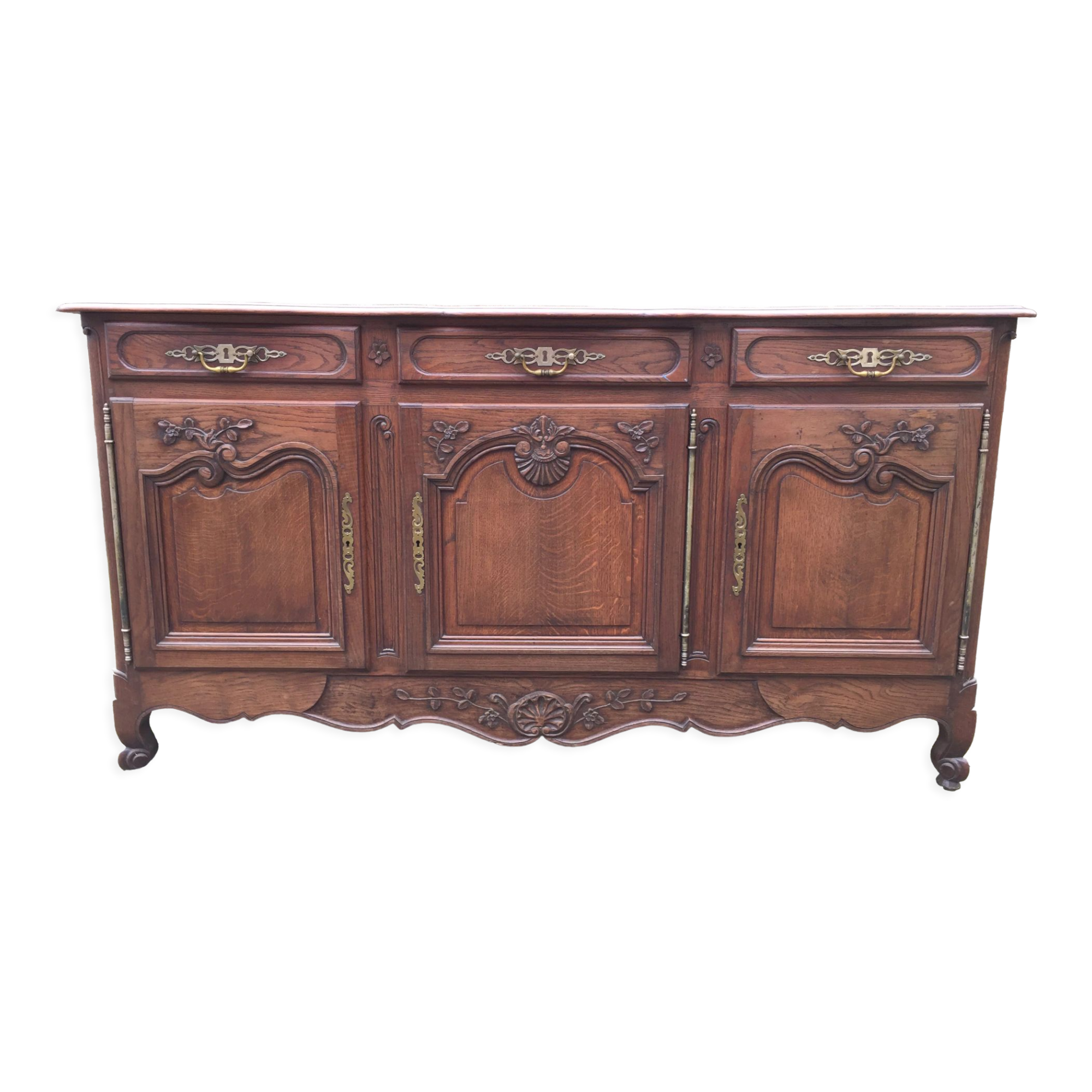 Louis XV sideboard in solid oak carved with 3 doors and 3 drawers