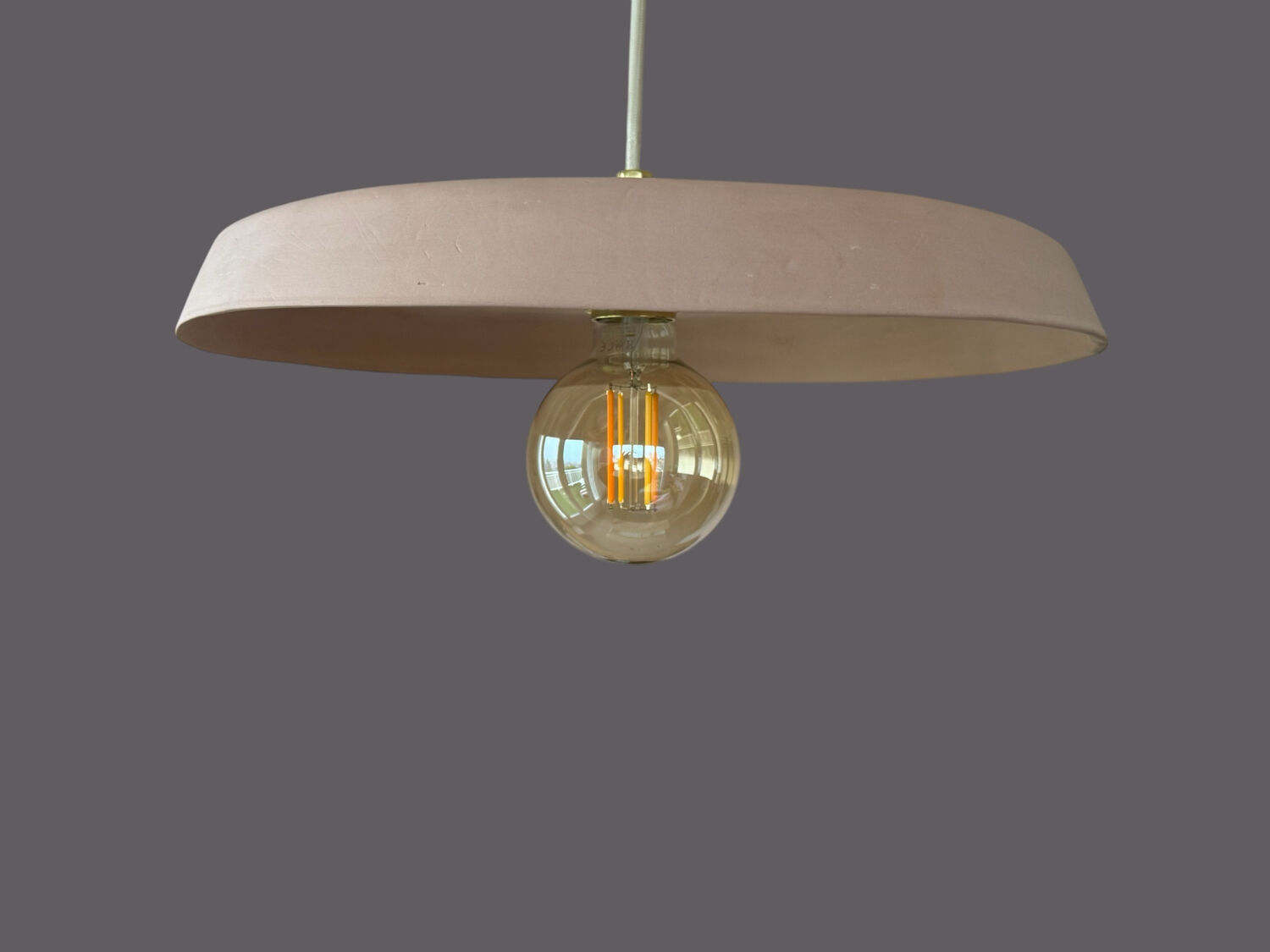 Industial-style ceramic suspension