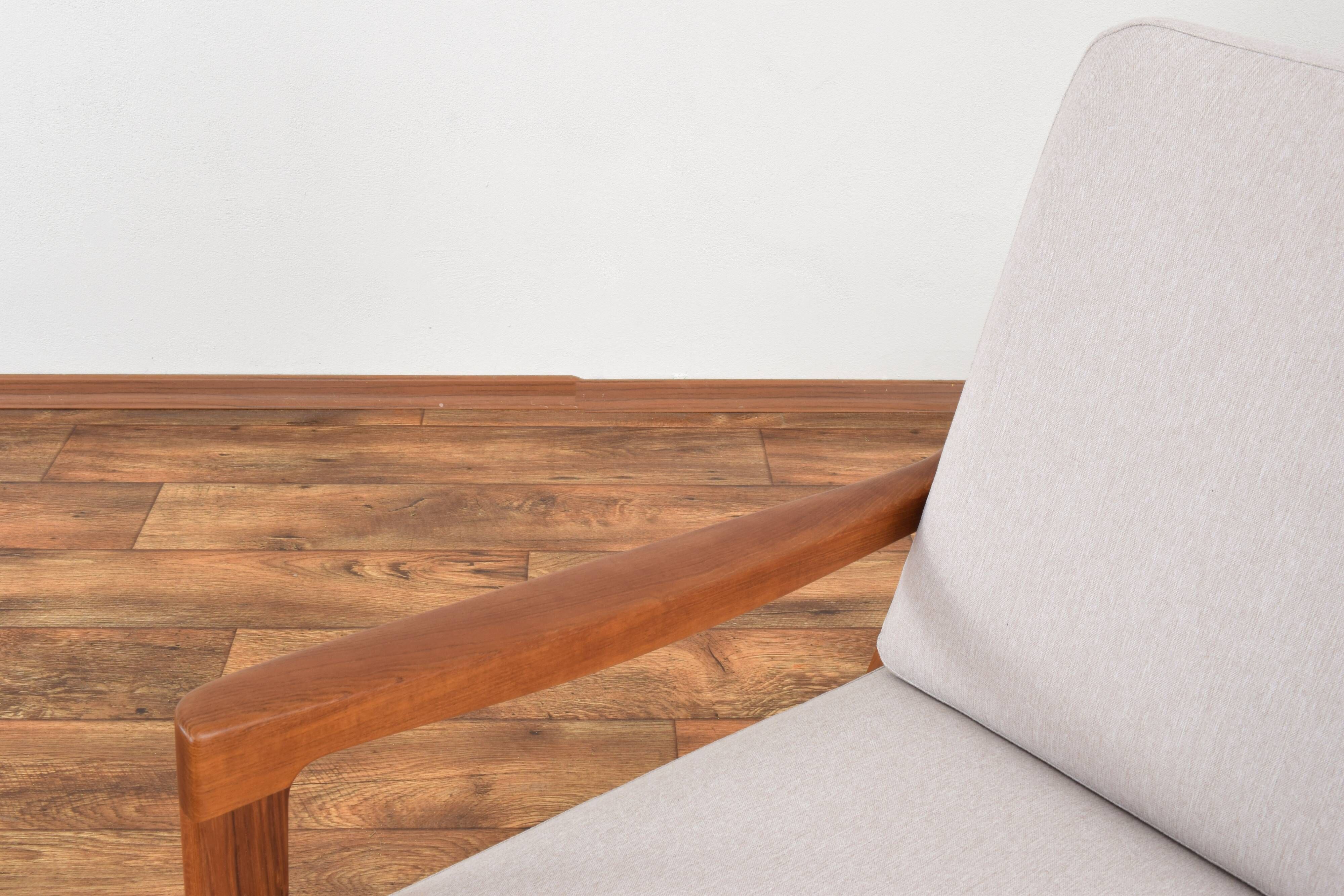 Danish Teak Senator Lounge Chair by Ole Wanscher for France & Son, 1960s.