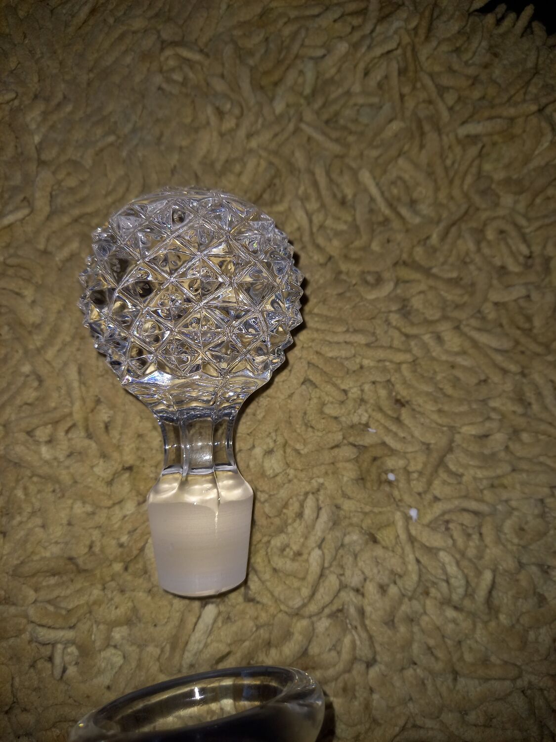 Carafe a whisky en verre avec son bouchon d'origine