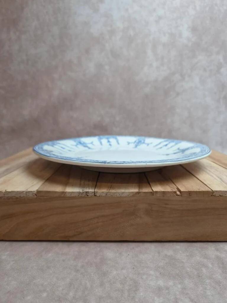 Old flat plate Gien 1860-1871 – blue earthenware decoration – 19th century