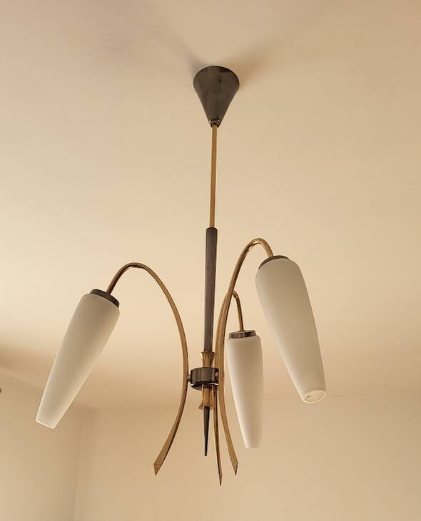 Vintage three-branch light fixture