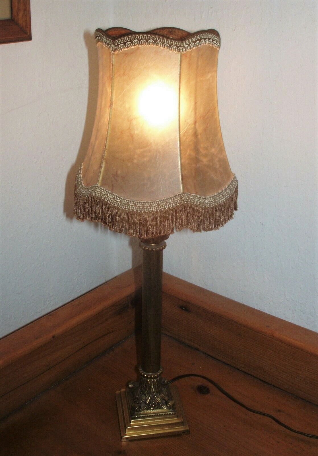 Stunning 1960s-style bronze lamp Empire/ Skin Abat day