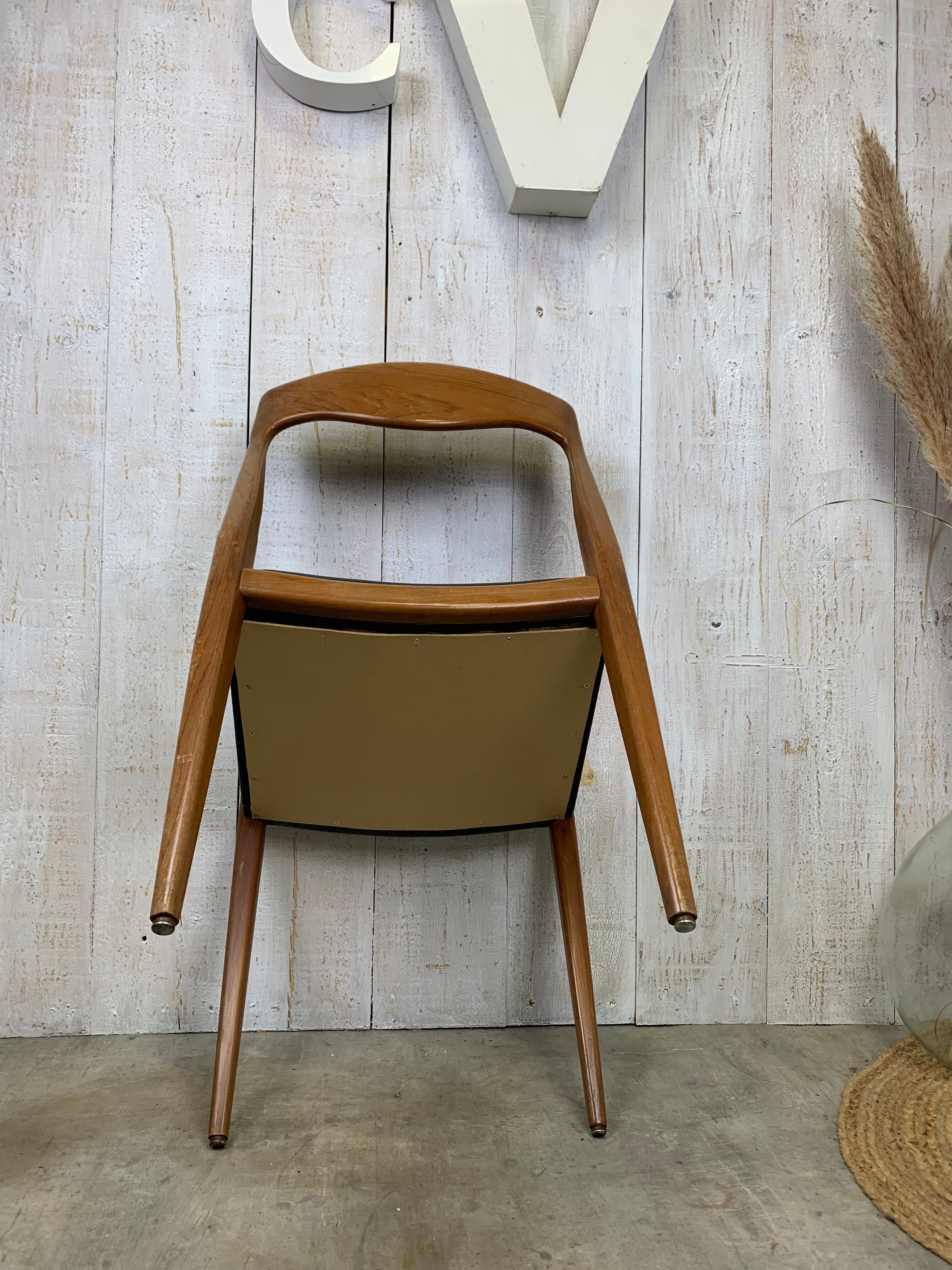 Series of 6 scandinavian chairs