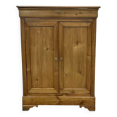 Petite armoire Louis Philippe XIXème en merisier avec un tiroir en haut