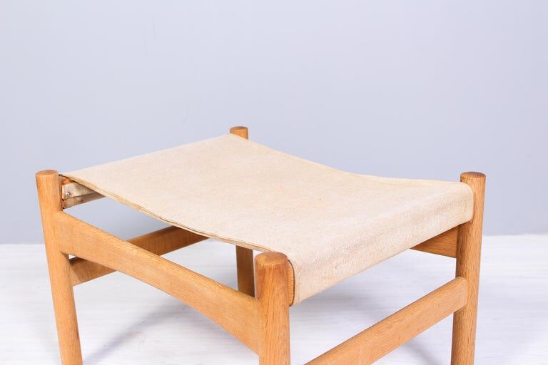 Model 2220 oak stool by Børge Mogensen for Fredericia 1960