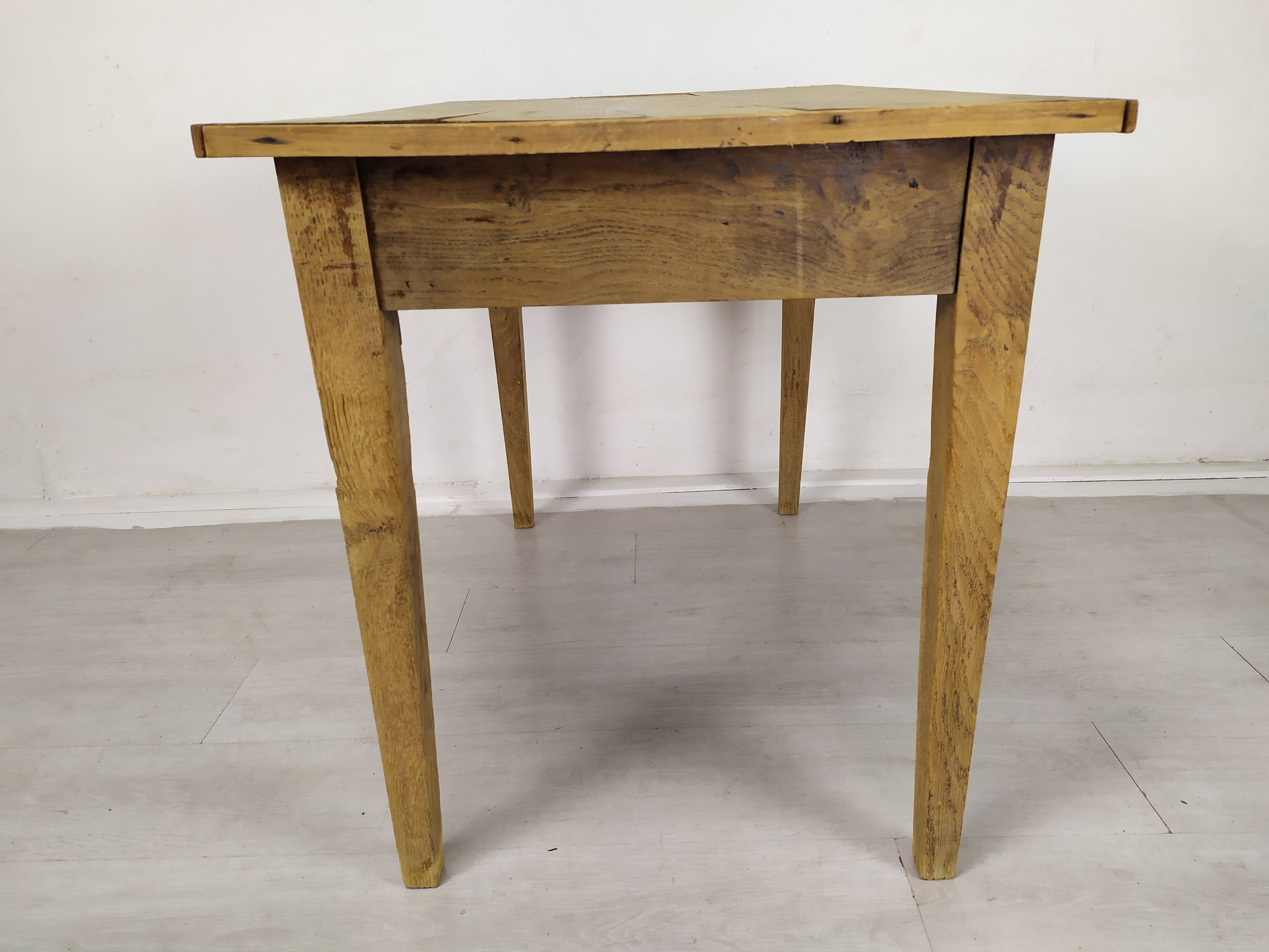 Farmhouse table
