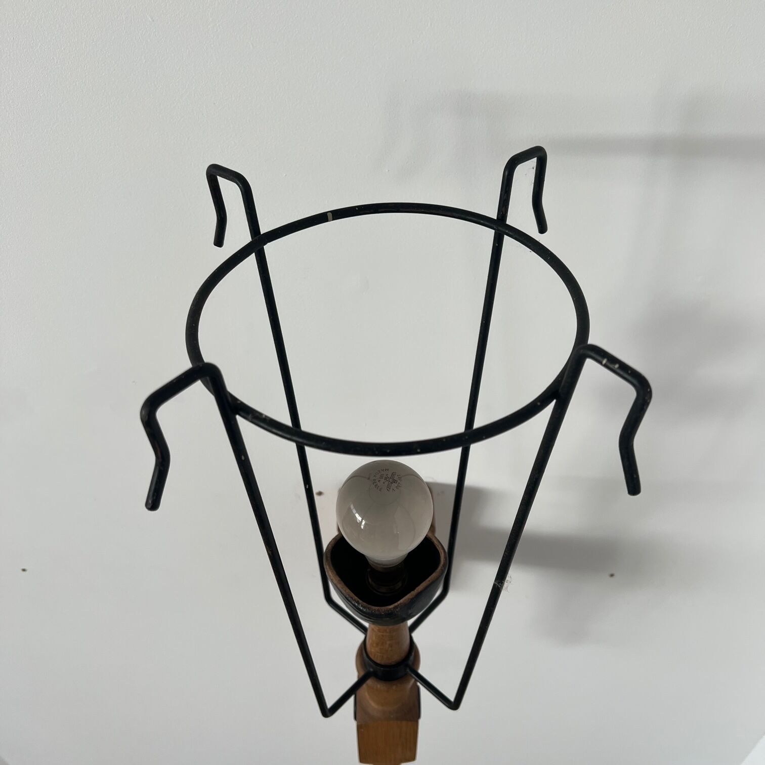 Guillerme et Chambron oak single wall light