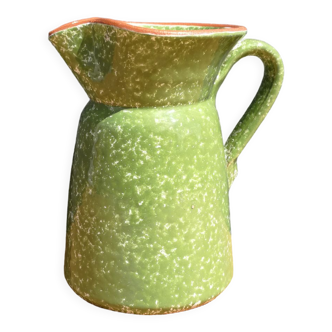 Pitcher in enamelled earth