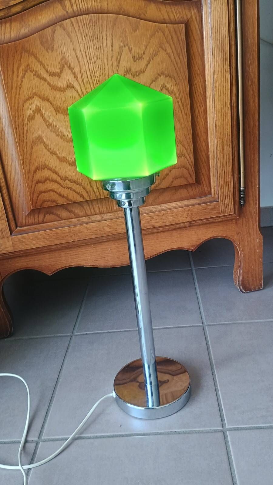 Floor lamp from the 60s/70s, chrome with two opal glass tulips in red and green.