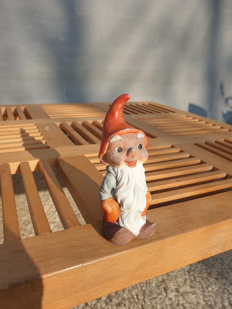 Coffee table 9 openwork checkerboards in solid beech