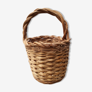 wicker round basket