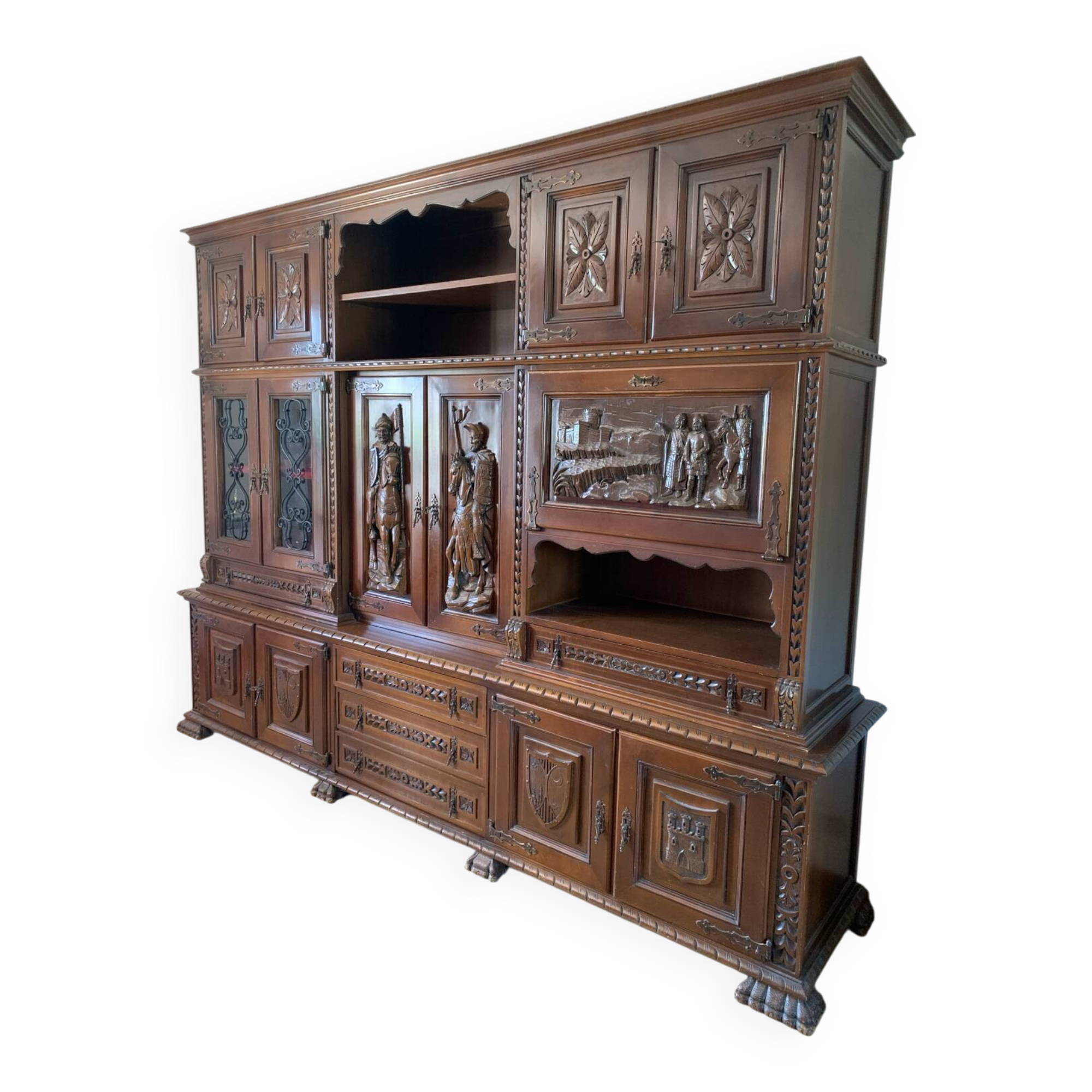 Exceptionnel living sculpté en bois massif – Style Renaissance espagno