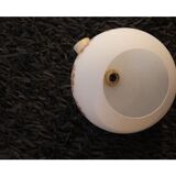Suspension globe