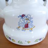 Enamelled sheet metal kettle