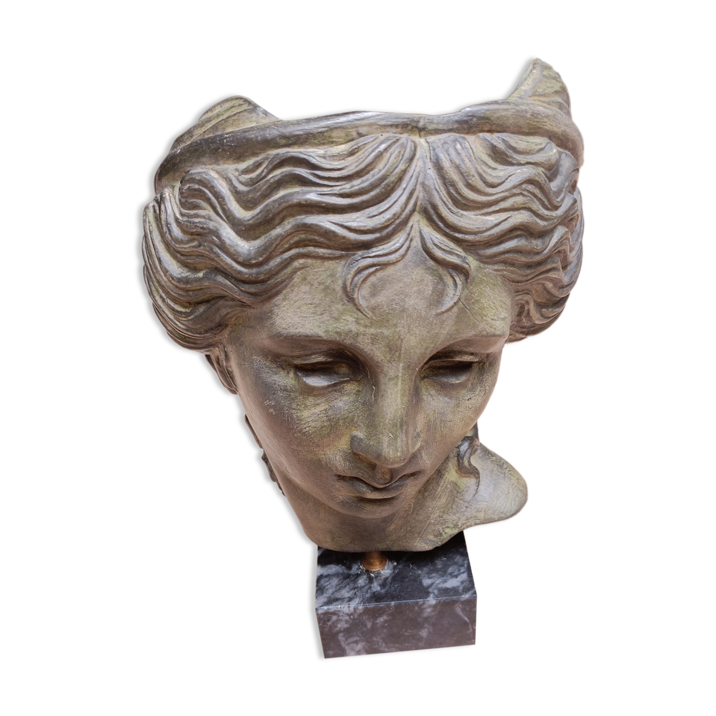 Head of a figure of antiquity
