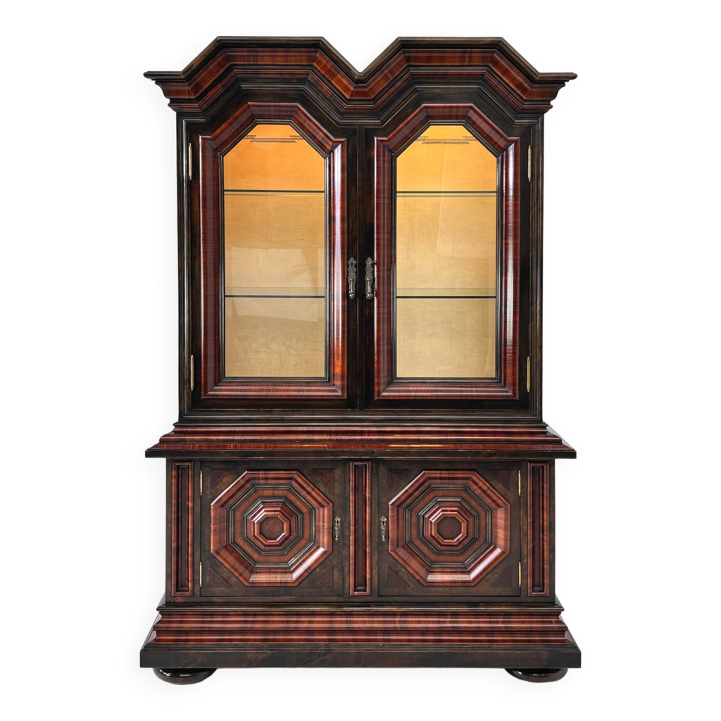 Grande Vitrine Baroque Blanche Et Or – Vaisselier En Bois Et Verre Style Ancien