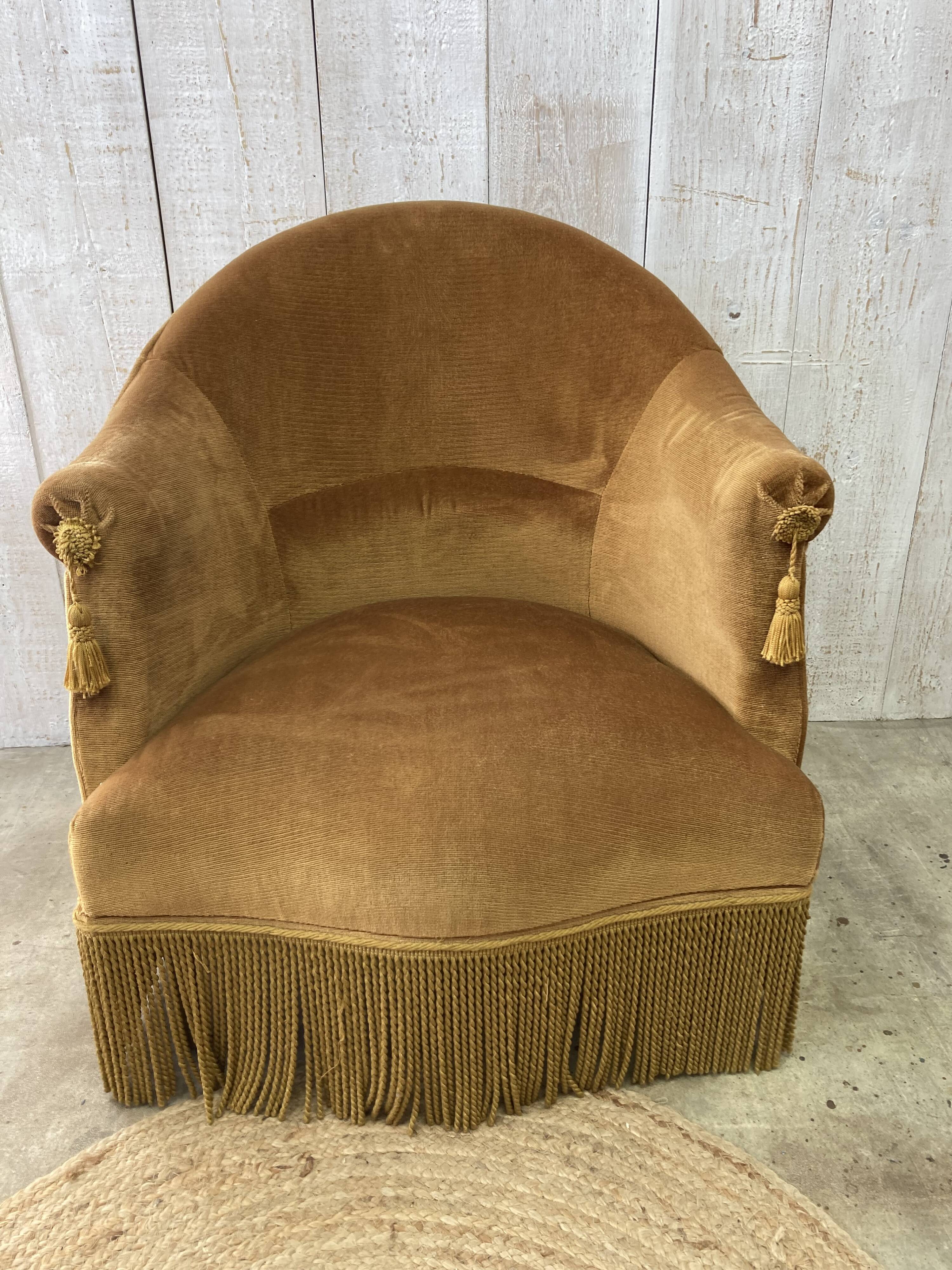 Vintage toad armchair