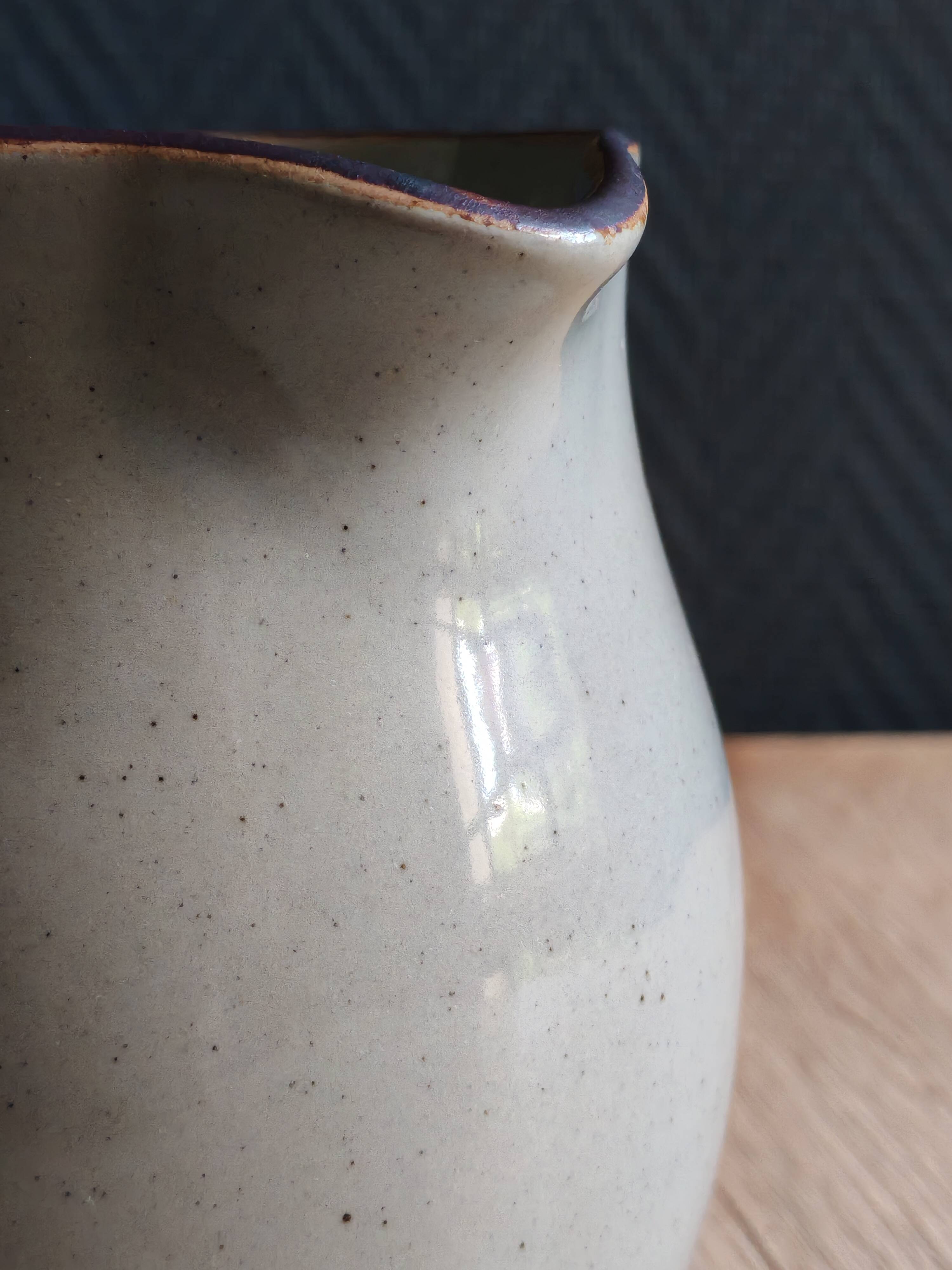 Vintage stoneware jug | Stoneware from Arnon, France | Floral decoration