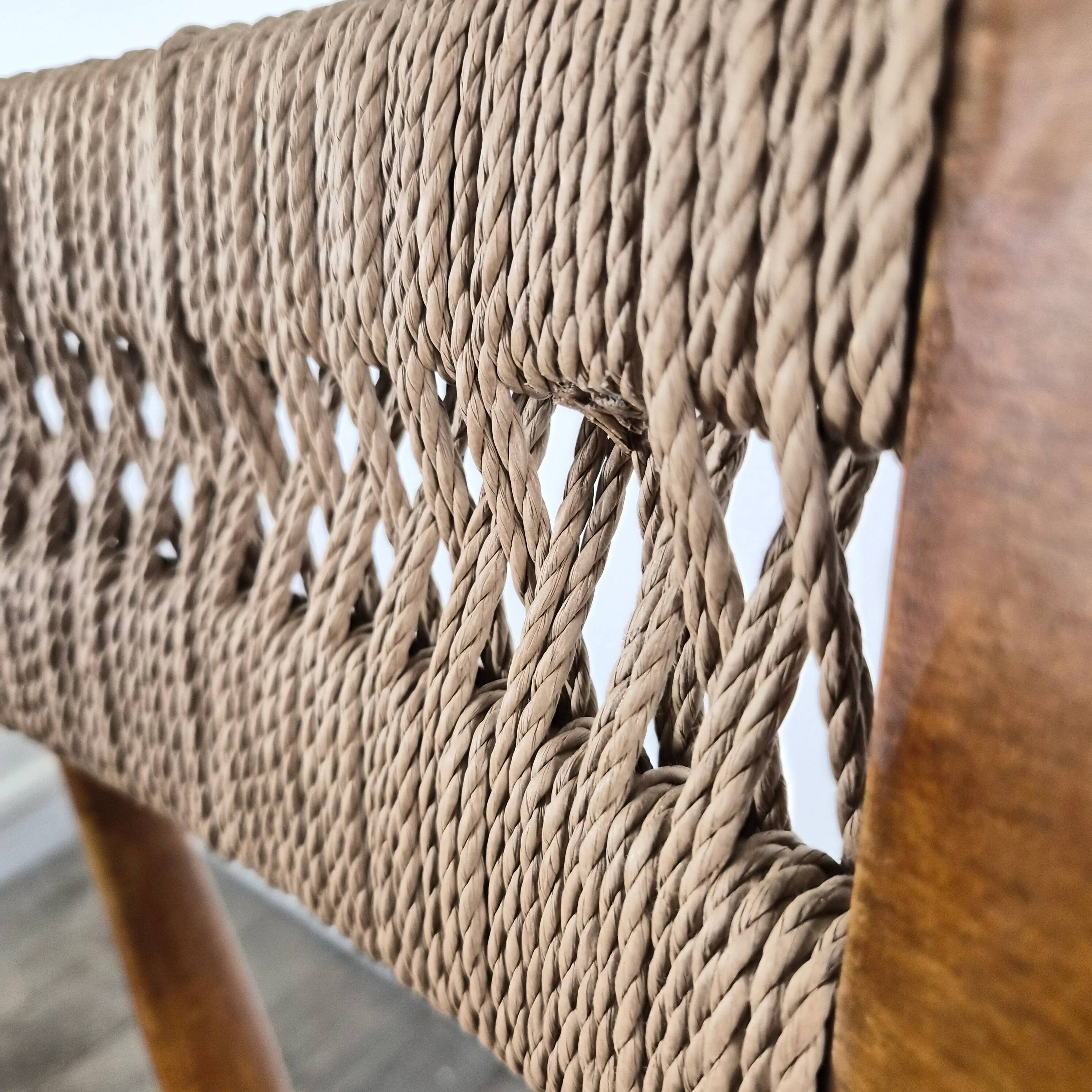 Chaise en teck et corde par Hans J. Wegner, Danemark, 1950